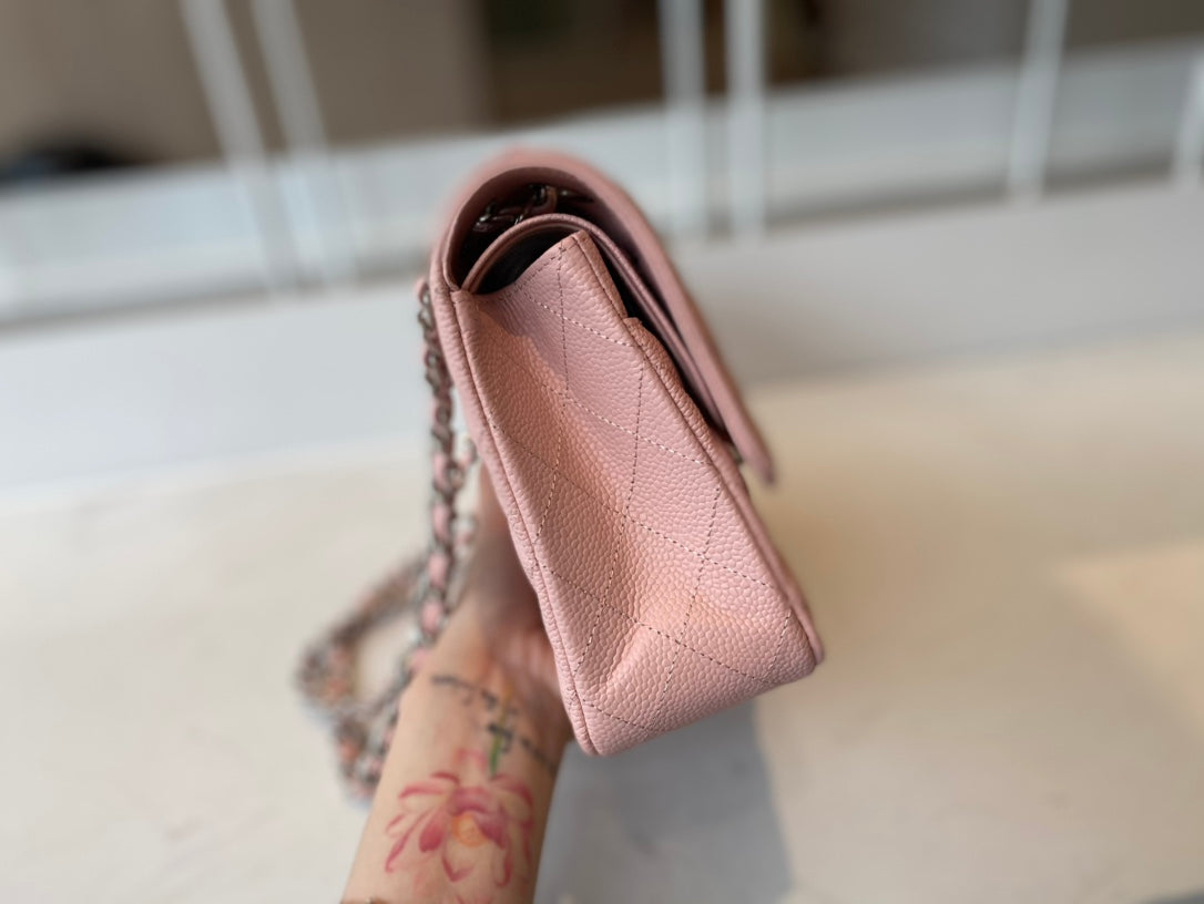 [TOP] CHANEL Classic Flap Bag Caviar Medium 25.5cm – 2 Colors