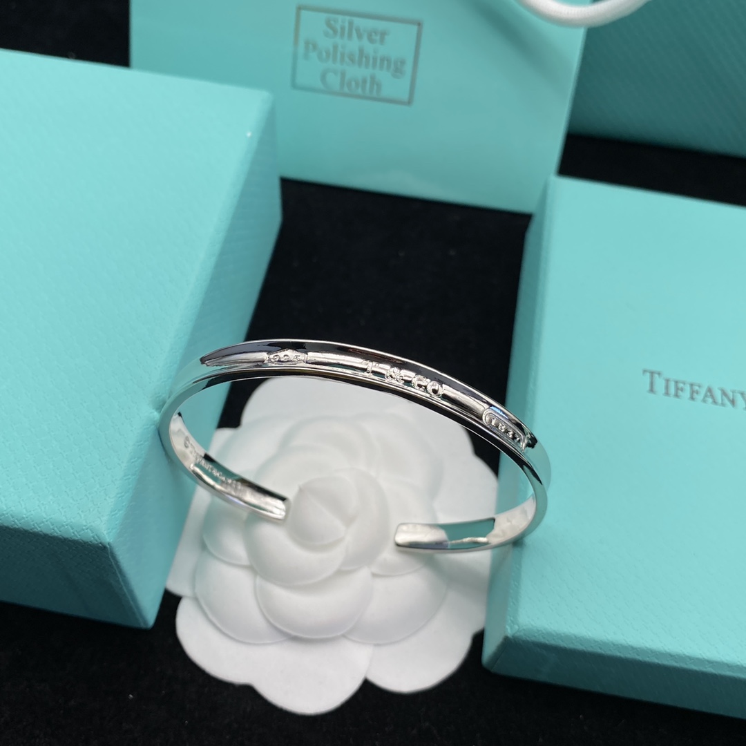 [TOP] Tiffany & Co. 1837™ Cuff in Silver Bracelet