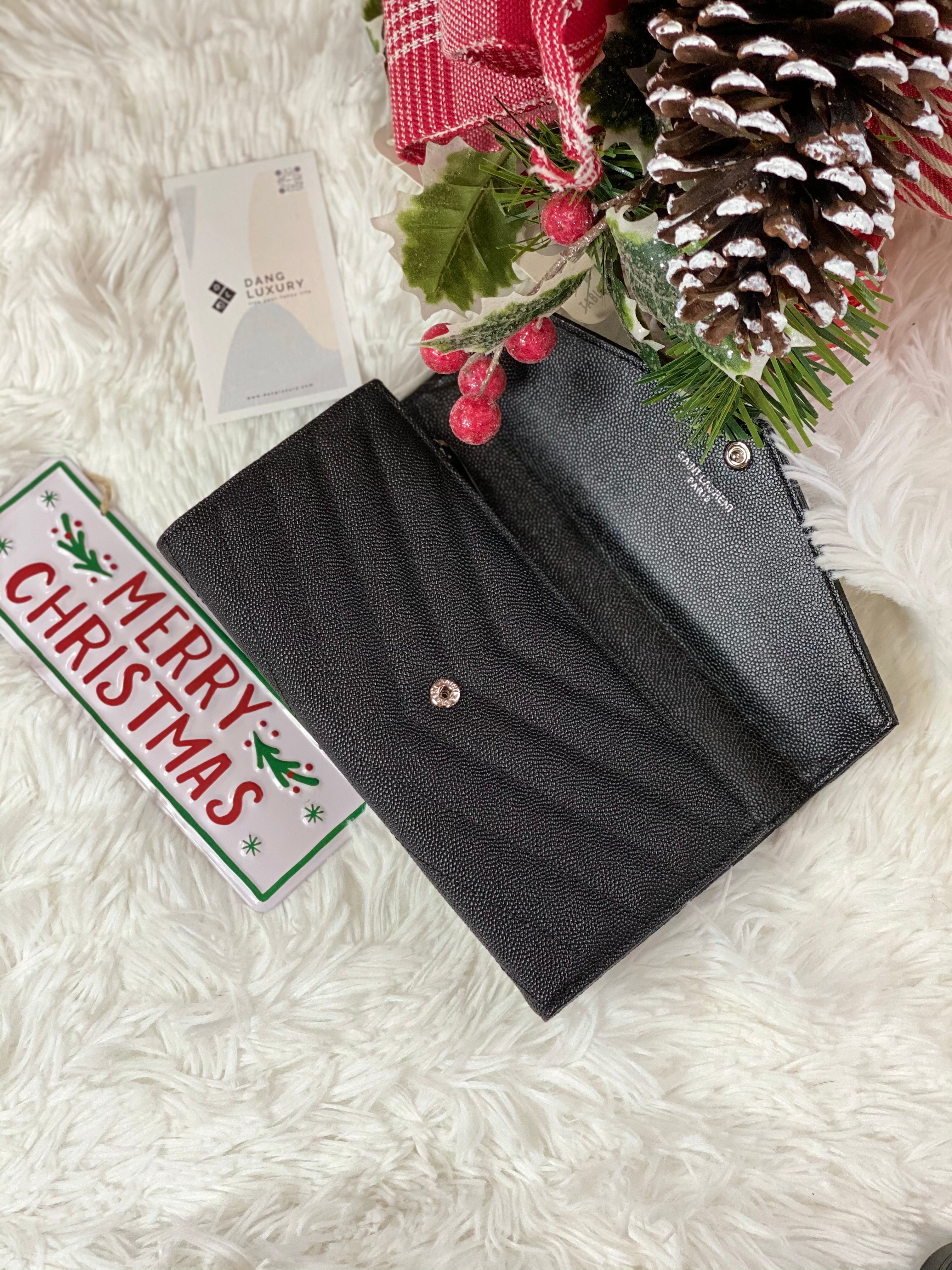 [TOP] Yves Saint Laurent YSL Black YSL Chevron Quilted Grained Leather Metalsse Wallet - ALL BLACK