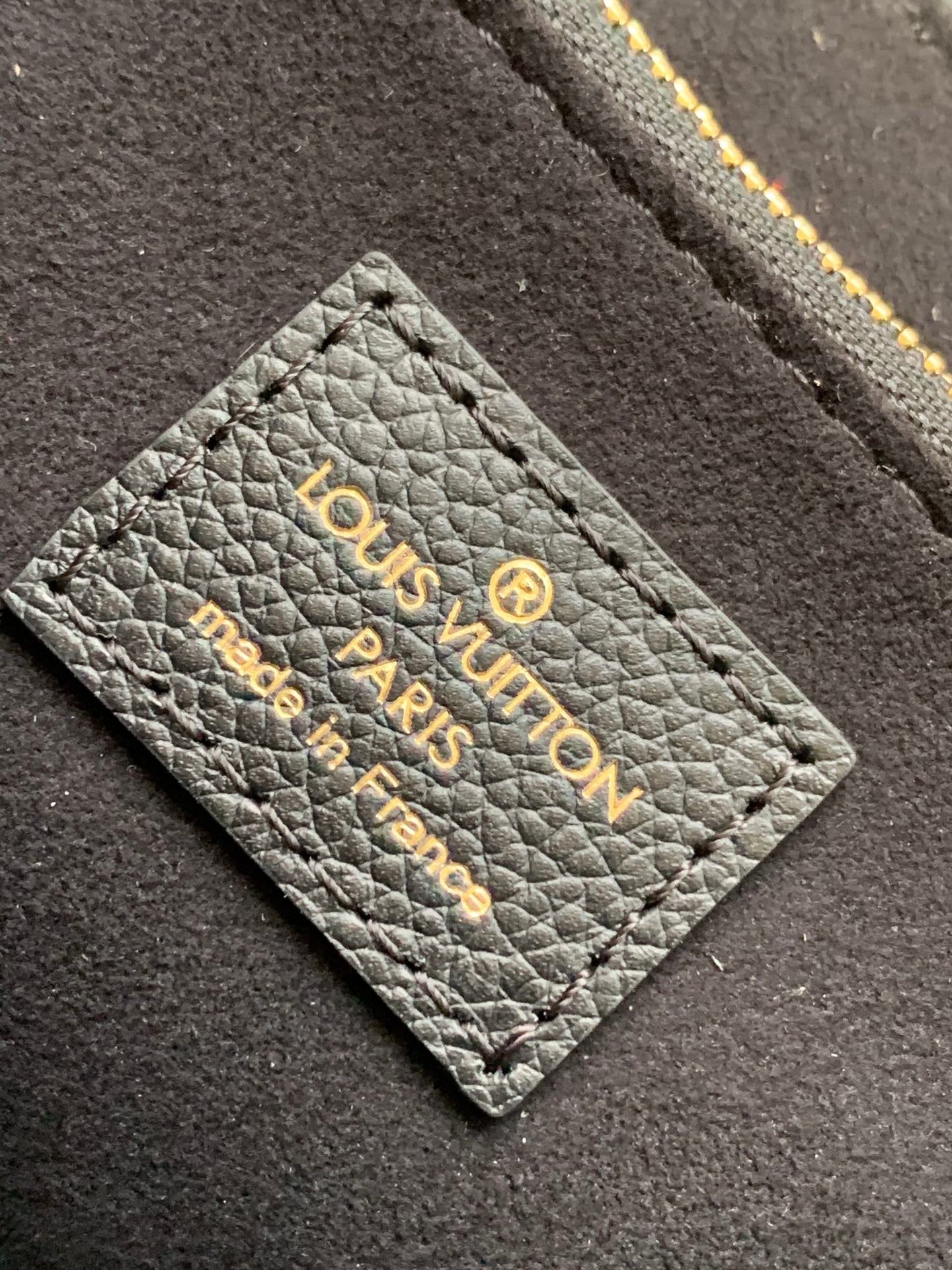 [TOP] Louis Vuitton LV L*V Vavin BB PM Empreinte Bag 25.0 x 17.0 x 9.5 cm  - Black