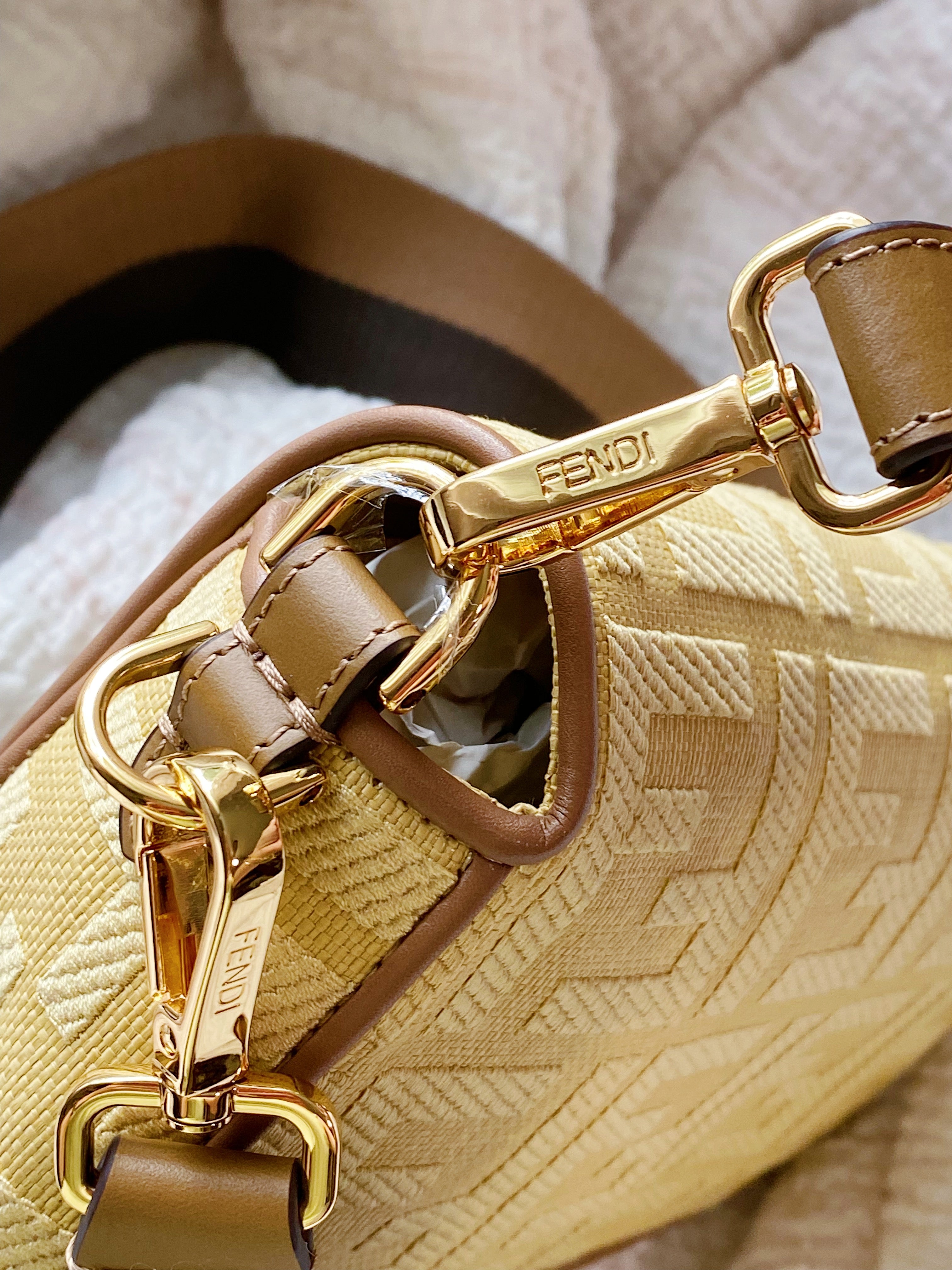 [TOP] FENDI FENDI Baguette Canvas Bag - Yellow