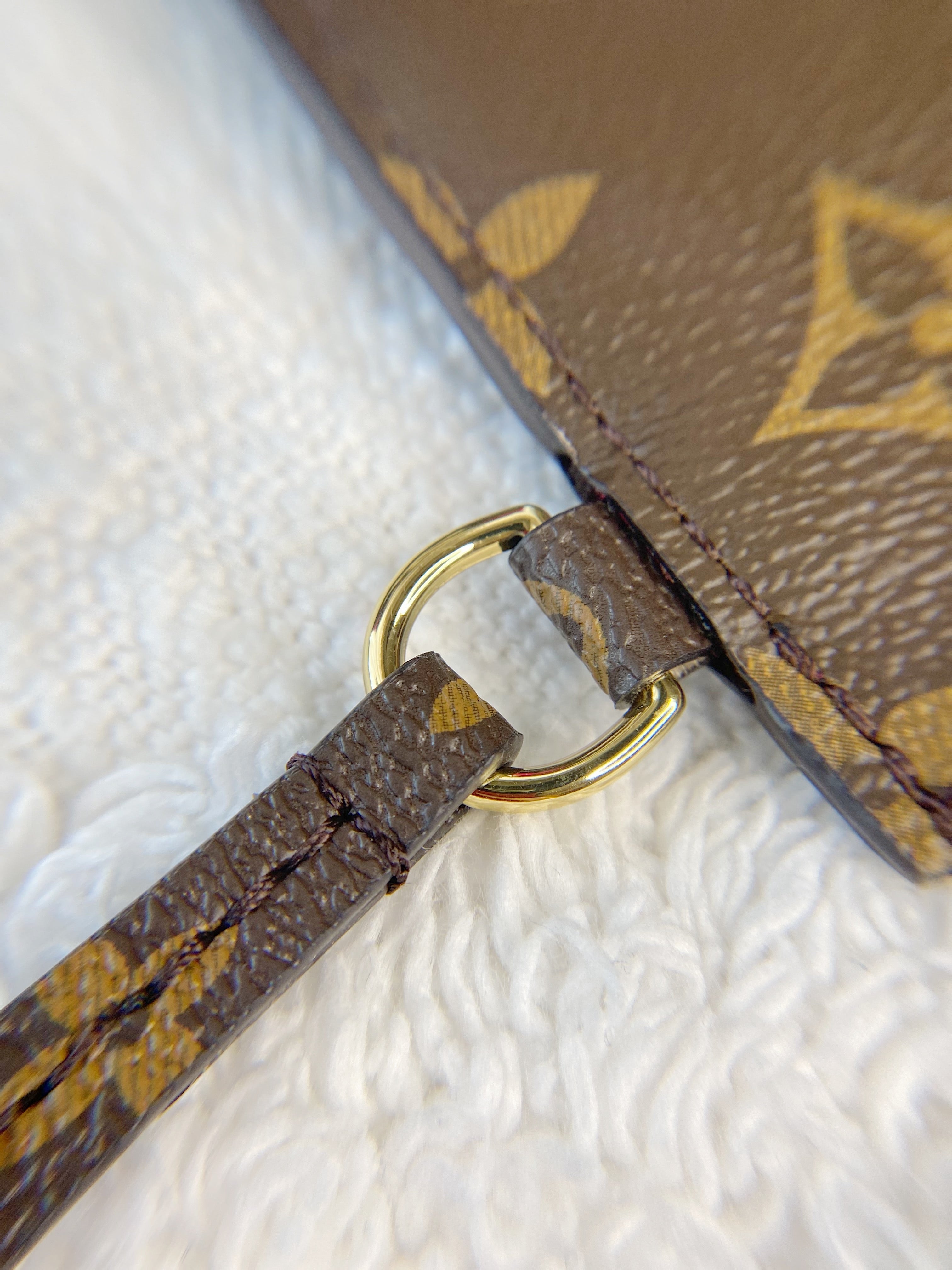 [TOP] Louis Vuitton LV Noe Bag 26×17×25CM-Black