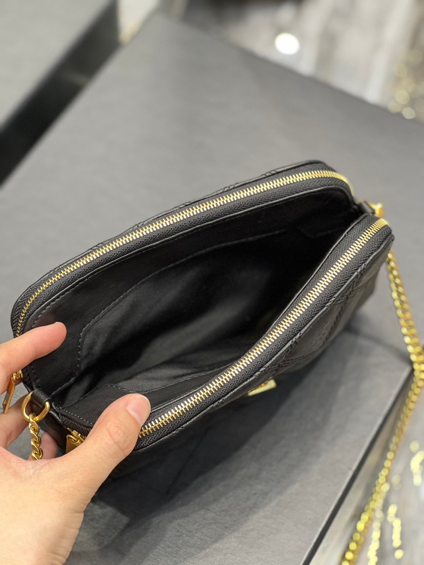 [TOP] Yves Saint Laurent YSL Beckly Double Zip Pouch Bag - Black GHW