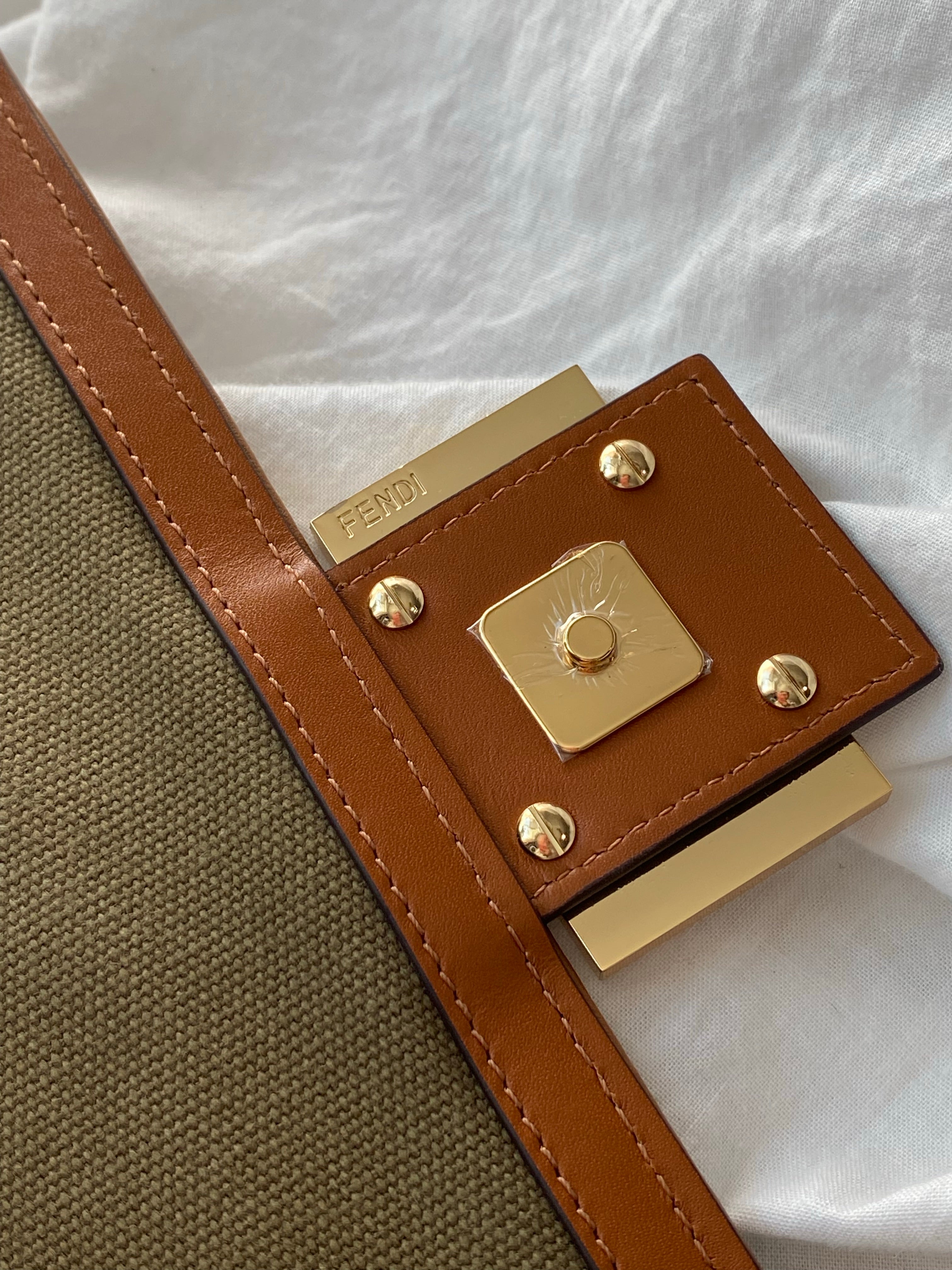 [TOP] FENDI Baguette Canvas Crossbody Bag - Brown