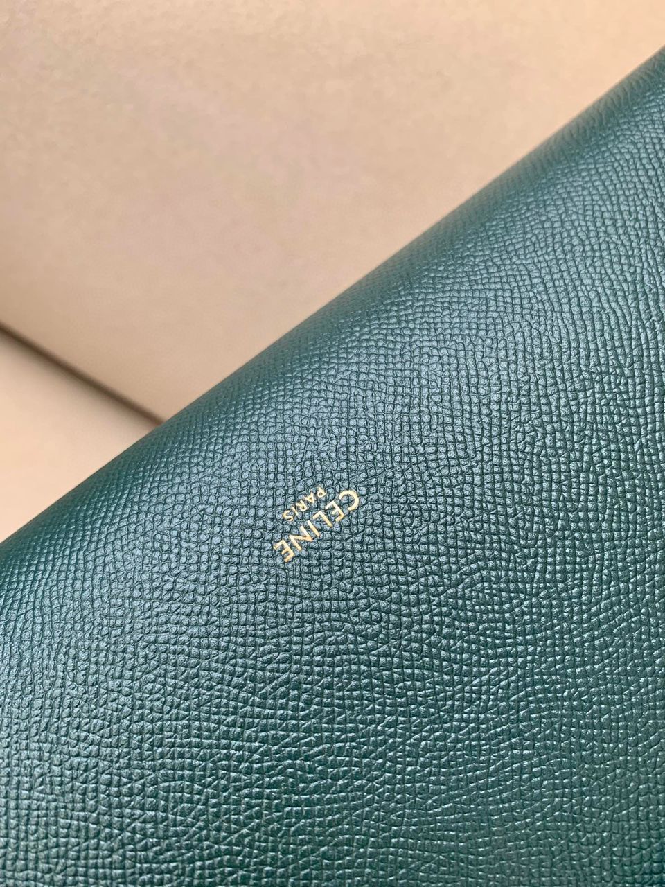 [TOP] CELINE Mini Belt Bag - Amazon Green