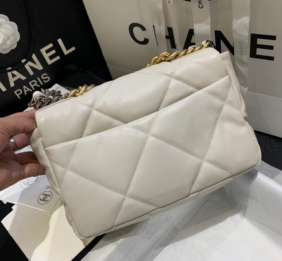 [TOP] CHANEL 19 Bag Small 26cm - White Grey