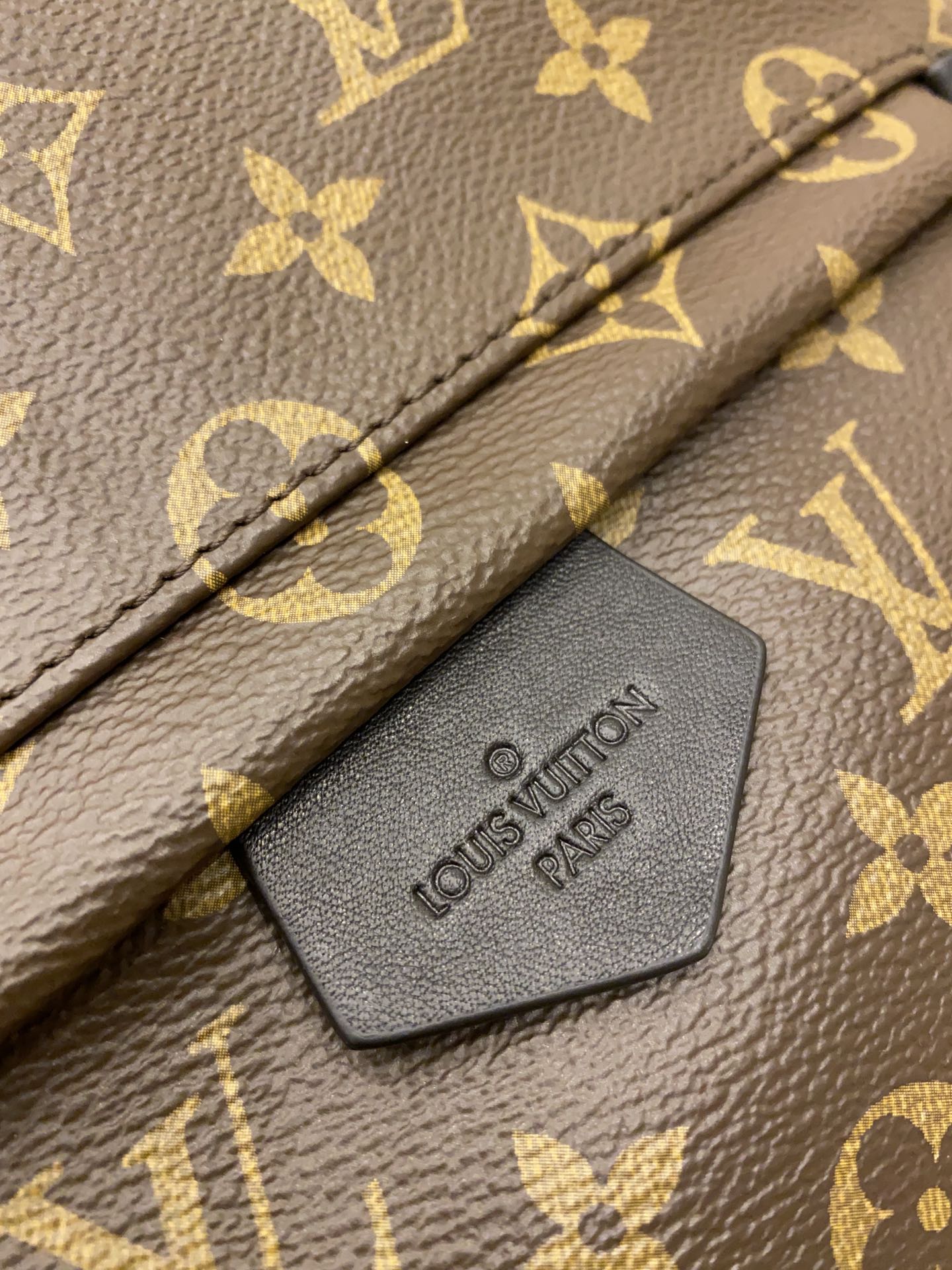 [TOP] Louis Vuitton LV £V Monogram Palm Spring Backpack 30x33x16cm- GM