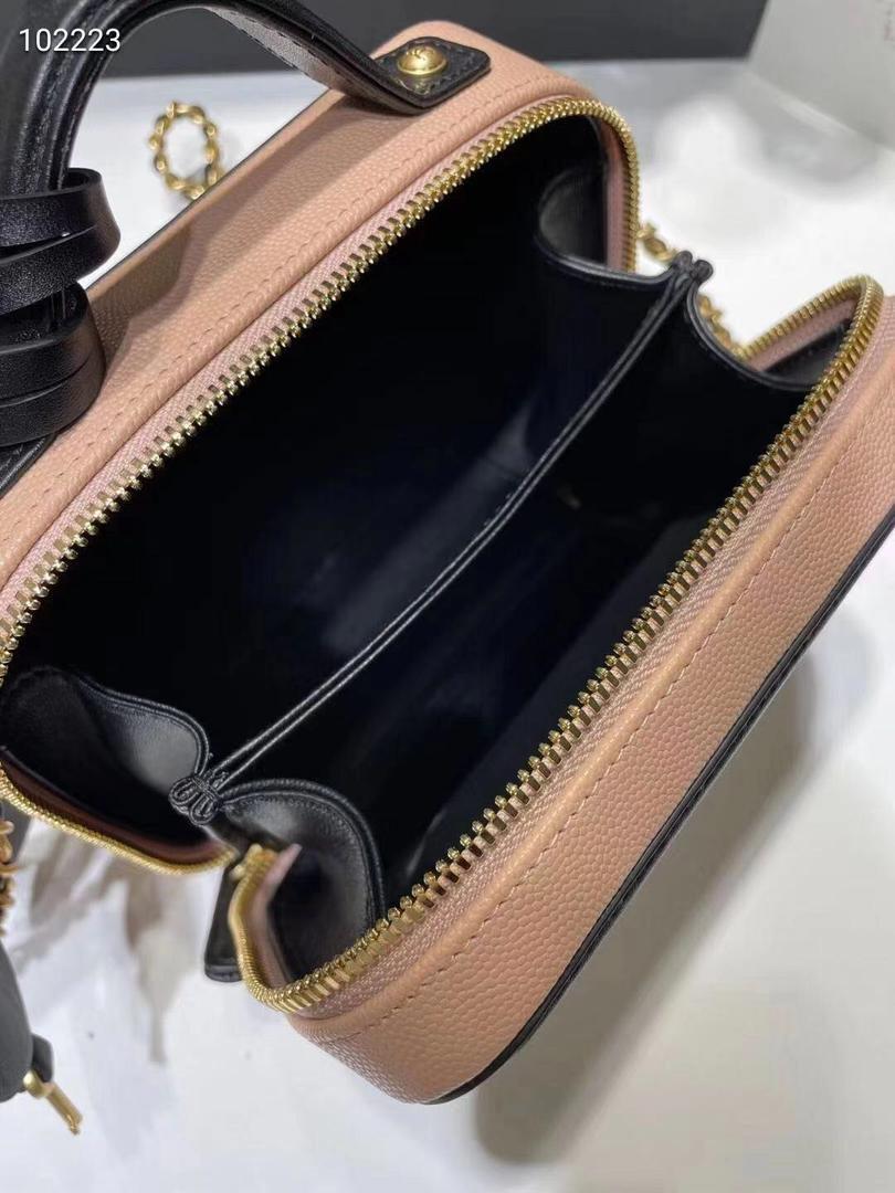 [TOP] CHANEL Vanity Case Bag  Small - Light Pink