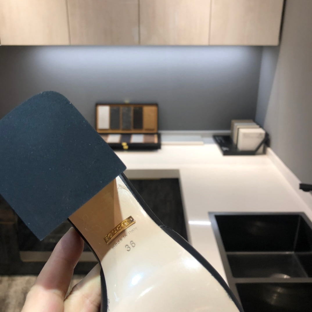 [TOP] GUCCI G*G Horsebit Slide Sandal Block Heels - Black