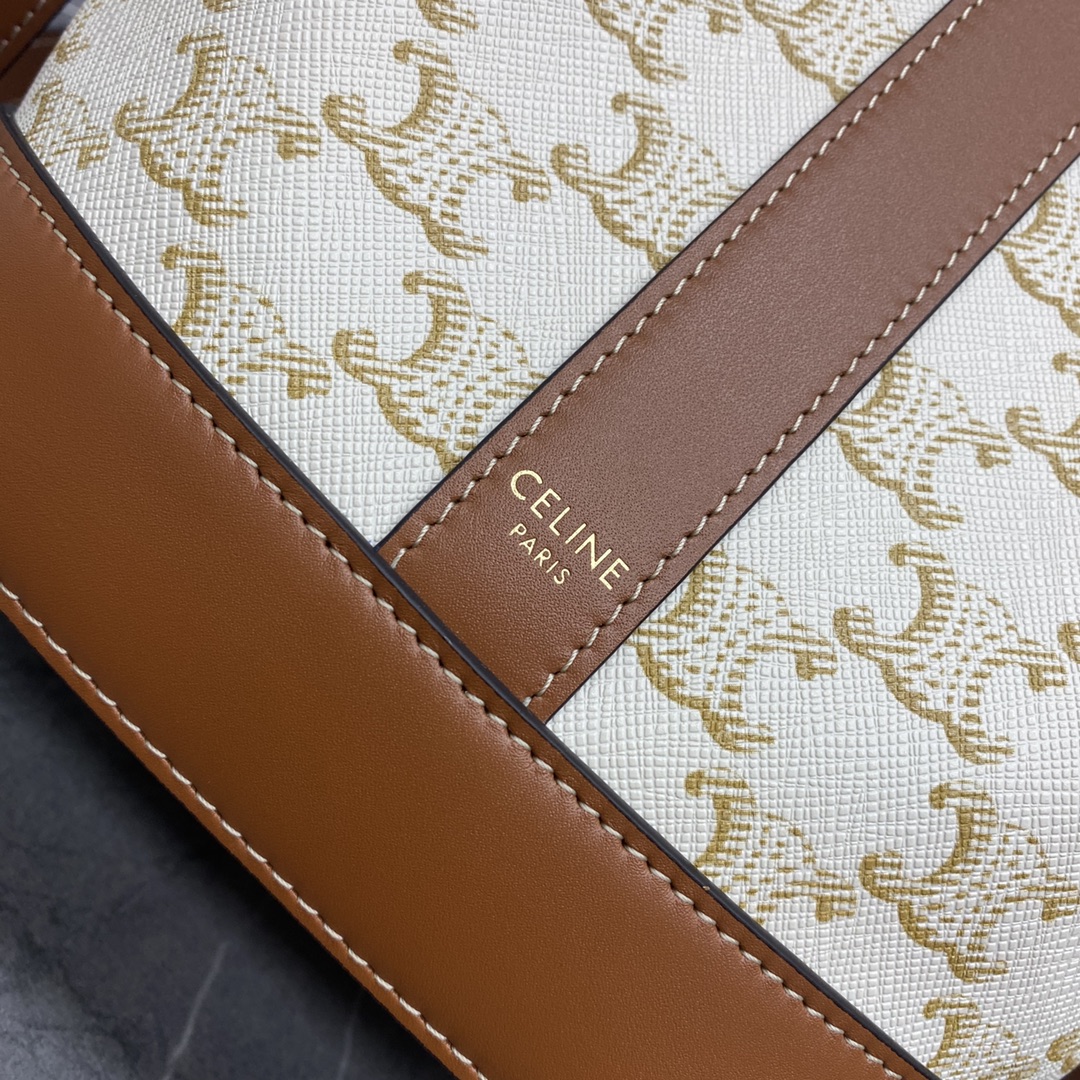 [TOP] CELINE Cuir Triomphe Monogram Bag 26×22×13 - White