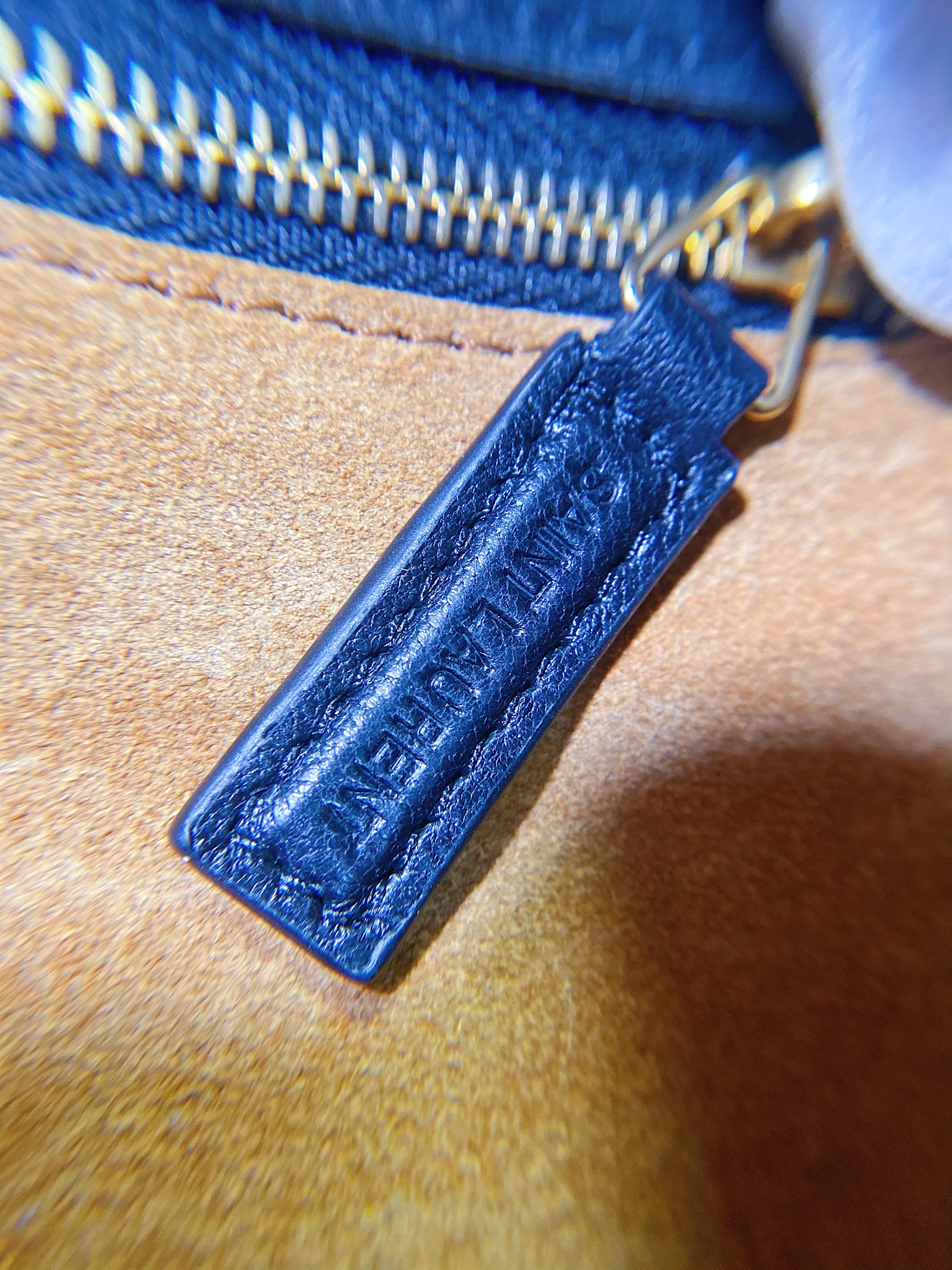 [TOP] Yves Saint Laurent YSL Loulou Puffer Small Suede - Tan