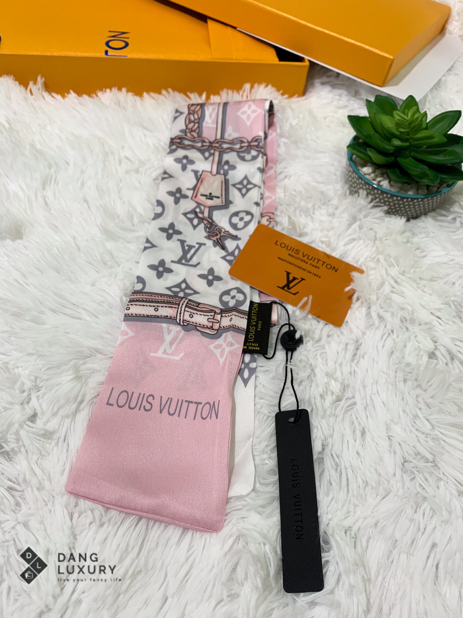 [TOP] Louis Vuitton LV Bandeau Twilly