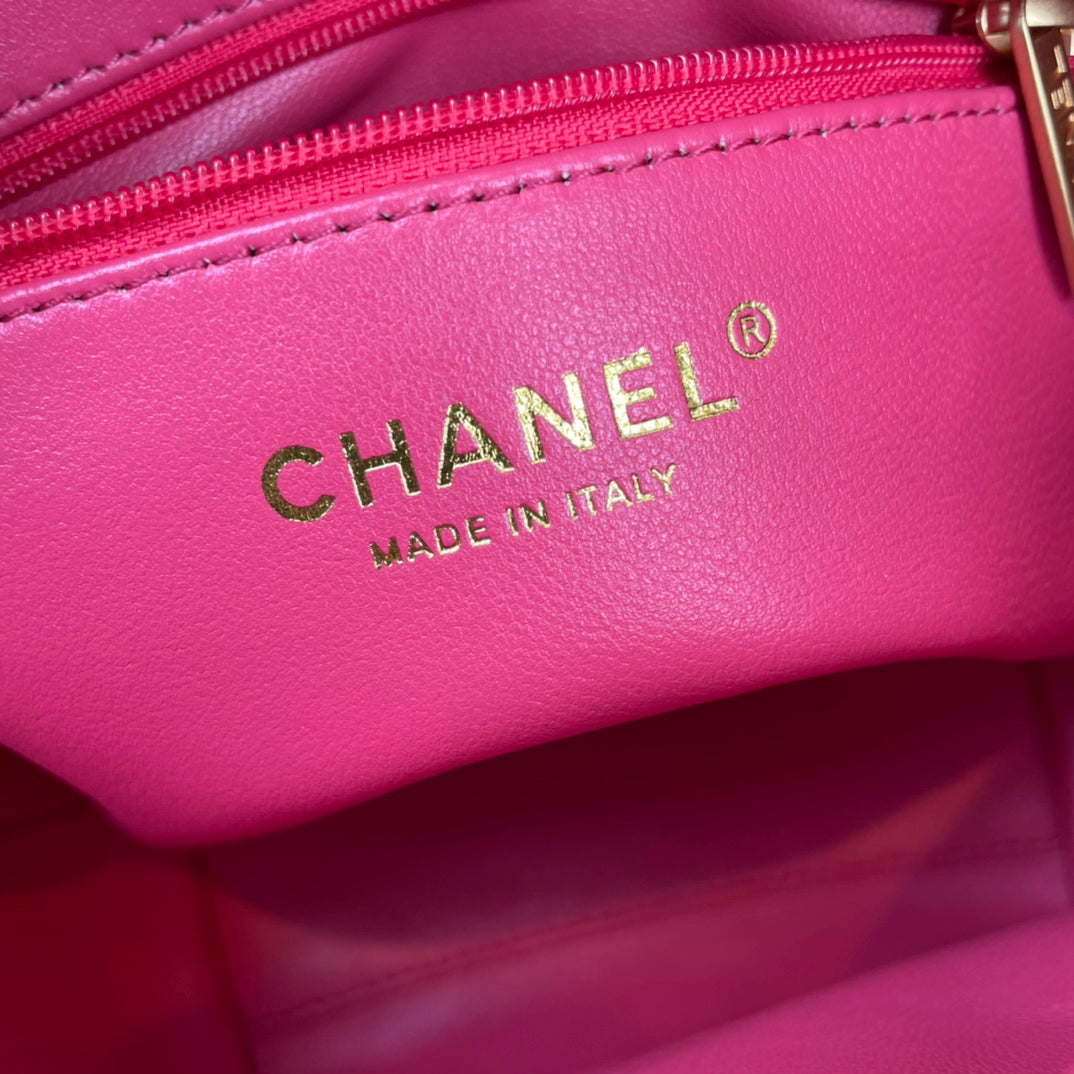 [TOP] CHANEL Hobo Bag Small - Yellow