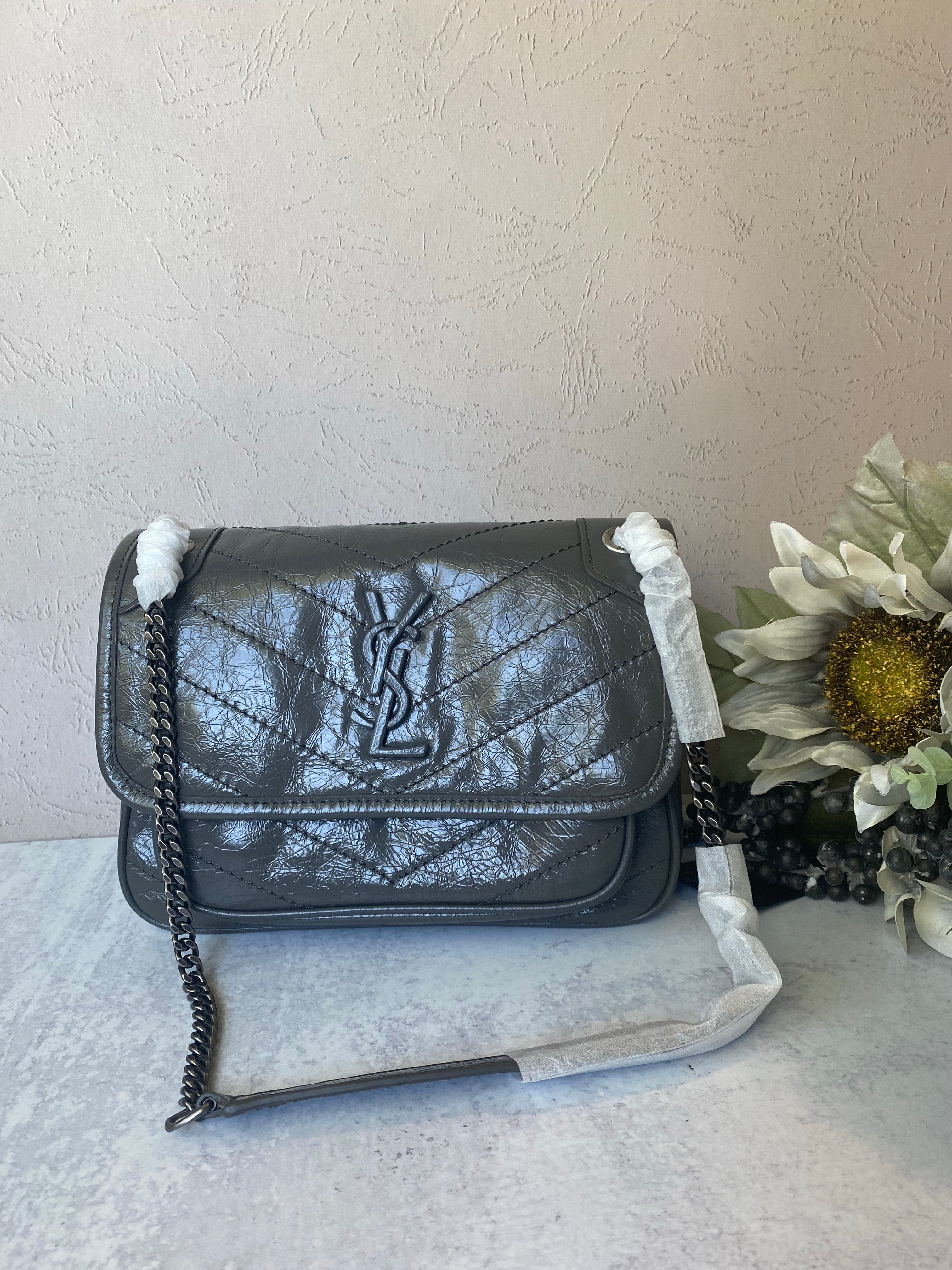 [TOP] Yves Saint Laurent YSL Nikki Small Wrinkle Bag - Dark Grey