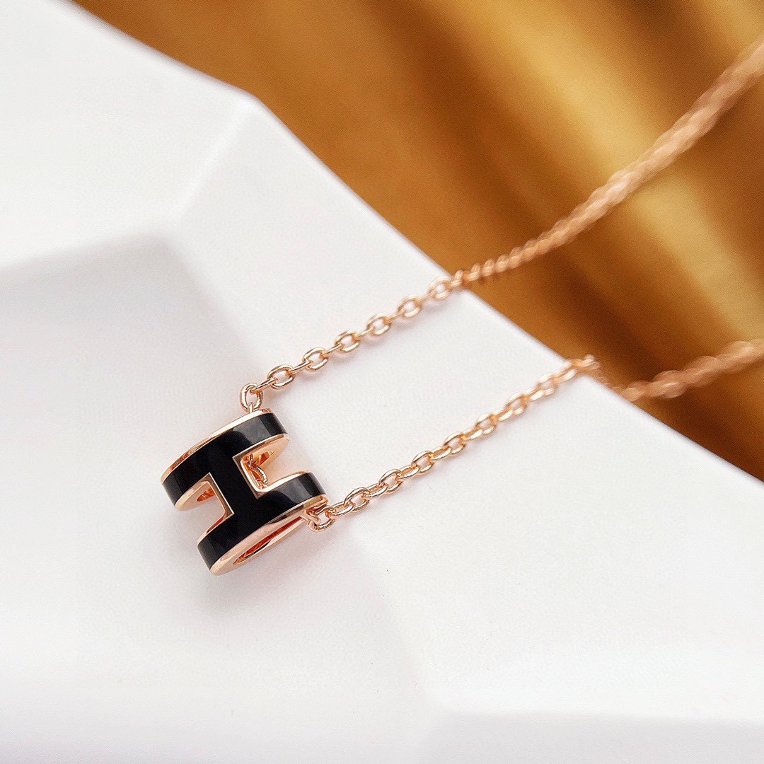[TOP] HERMES Mini H Logo Necklace - Black