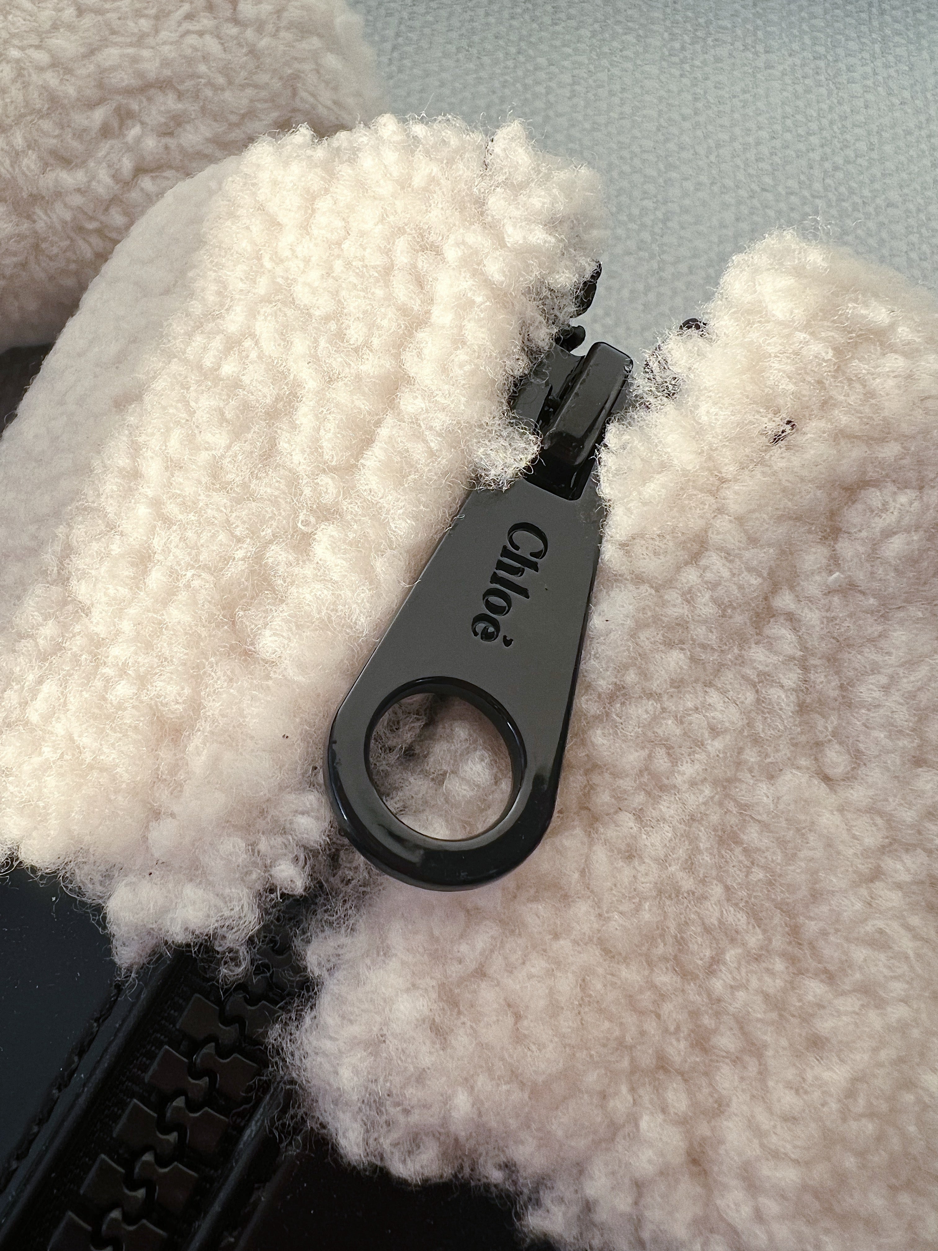 [TOP] Chloe Shearling Cuff Rain Boots - Black