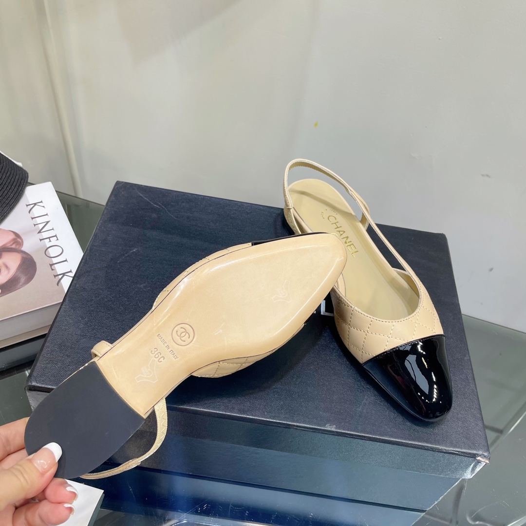 [TOP] CHANEL Two Tone Plaid Flats  - 4 Colours