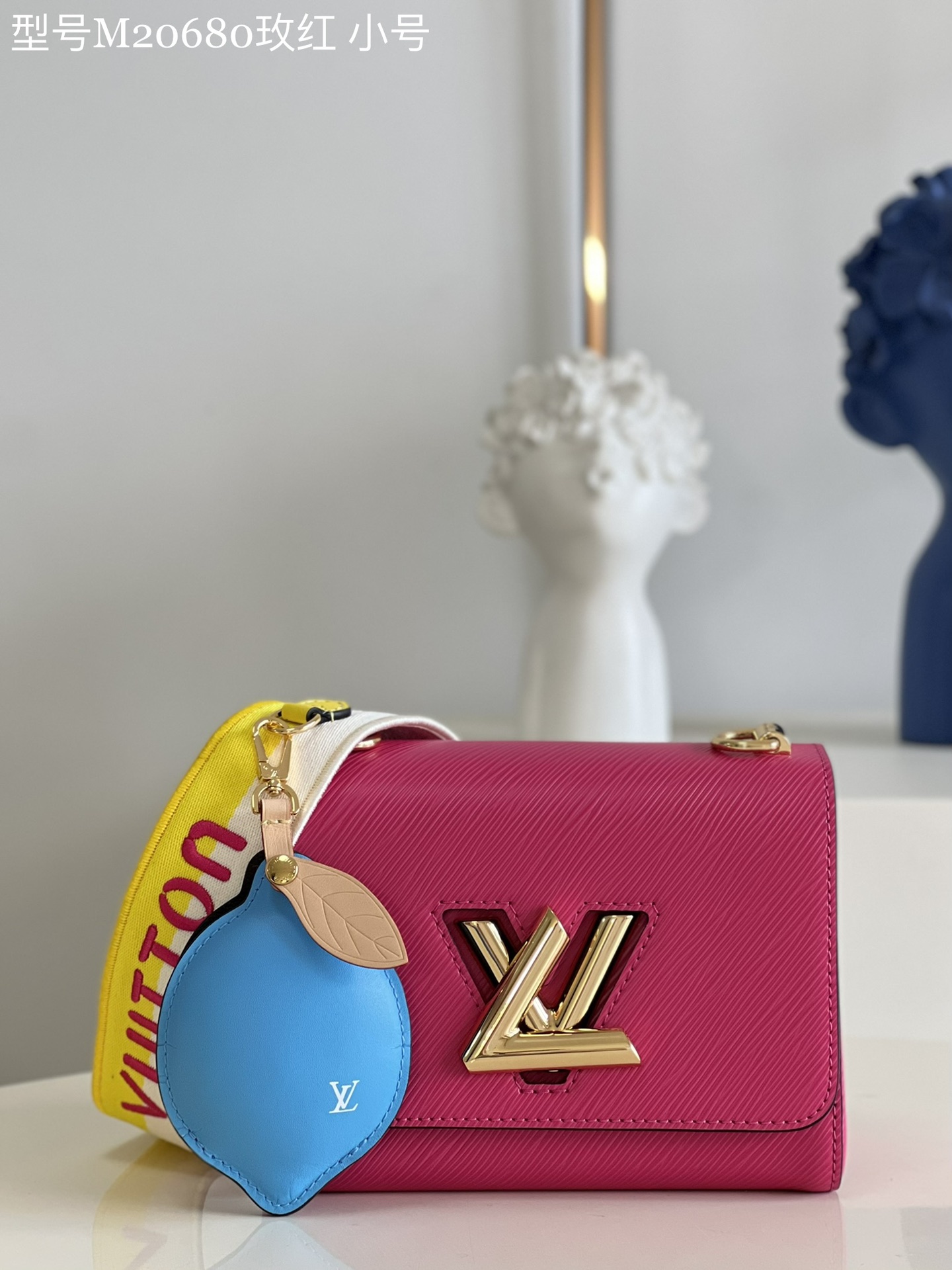 [TOP] Louis Vuitton LV Mini LV Epi Twist Bag 19 x 15 x 9 cm - PINK