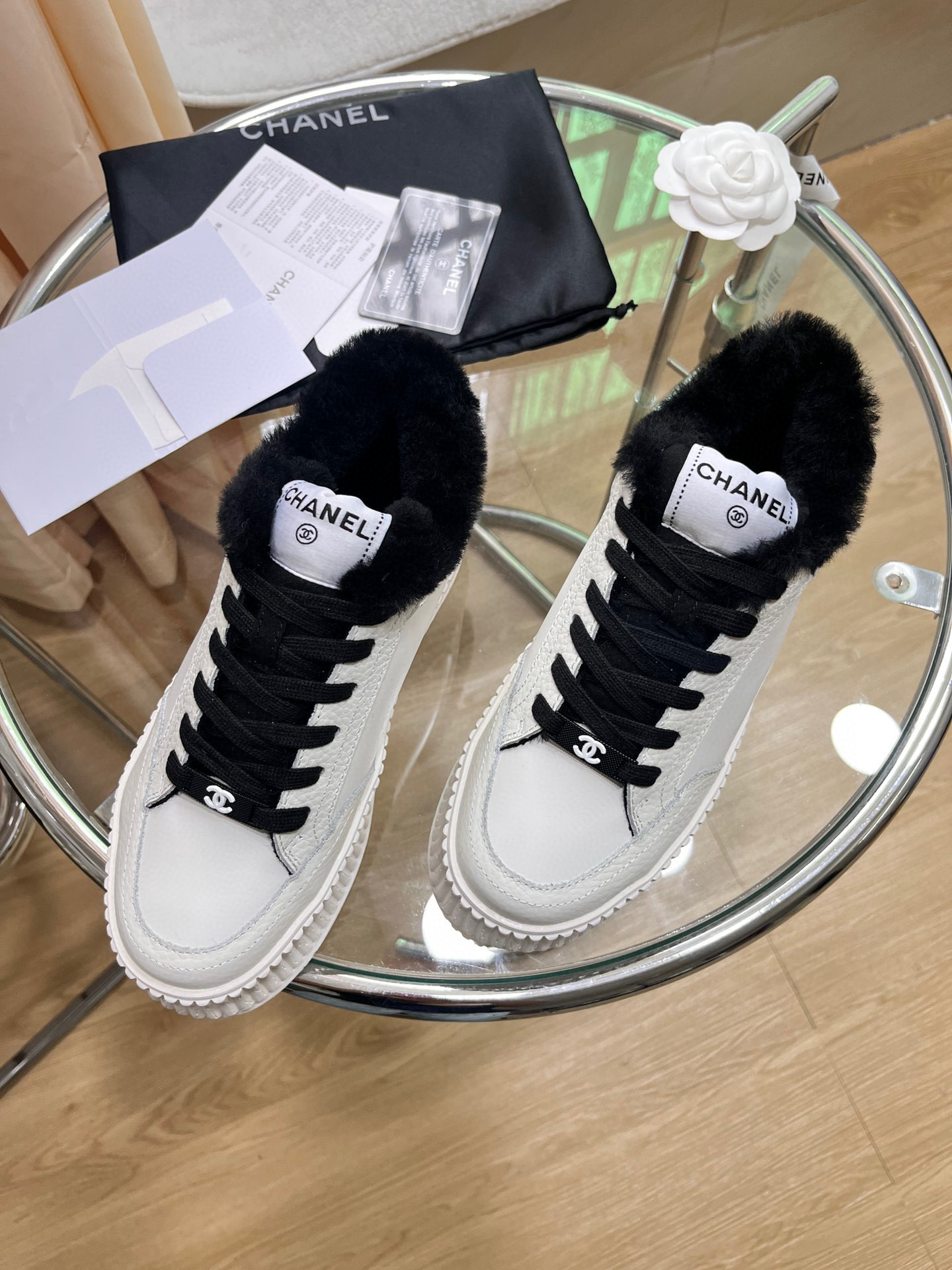 [TOP] CHANEL Two Tone Sneaker with Fur Trim - Black/White/Pink