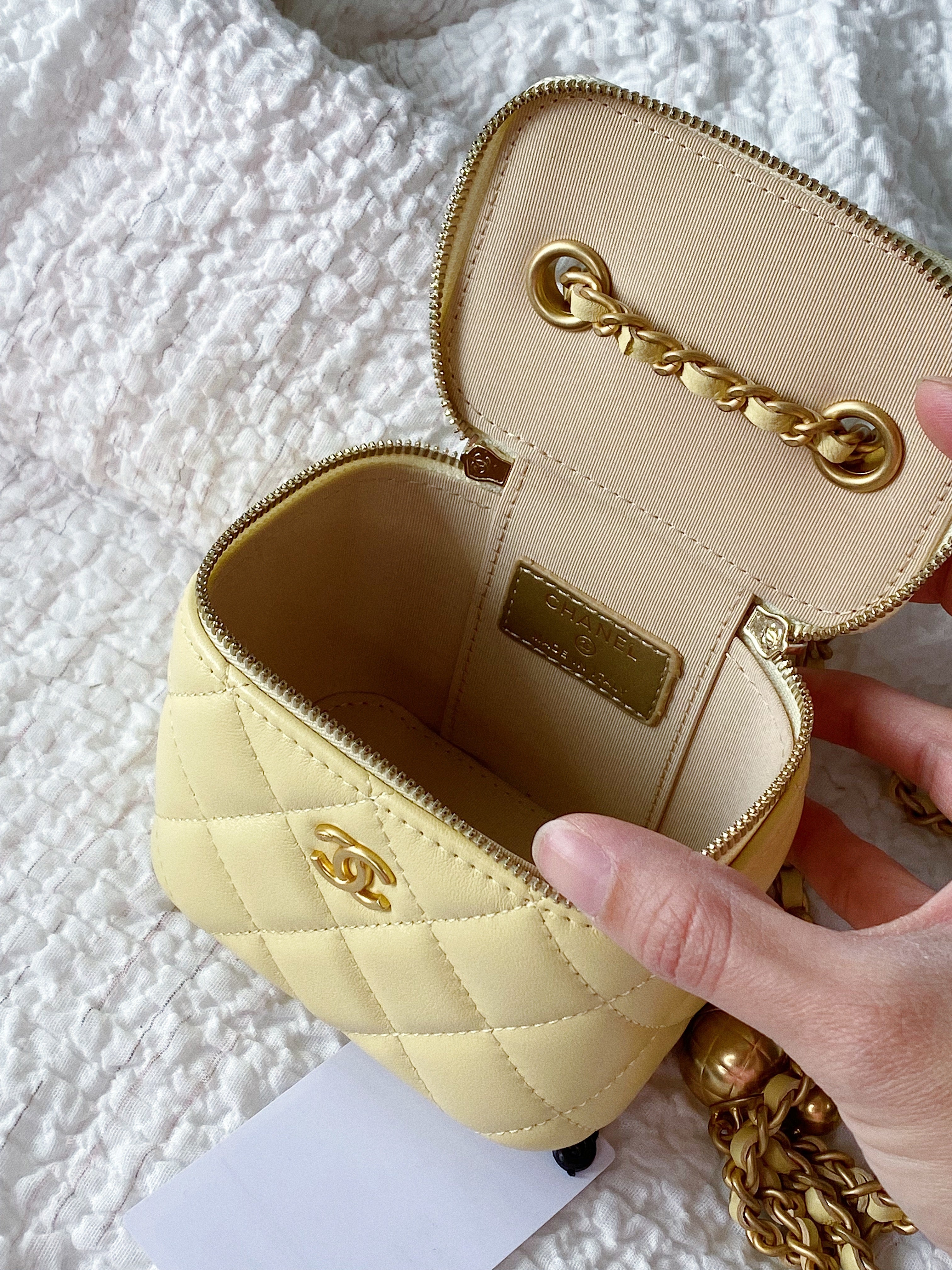 [TOP] CHANEL Vanity Case Perfect Fit Mini Adjustable Chain - Yellow