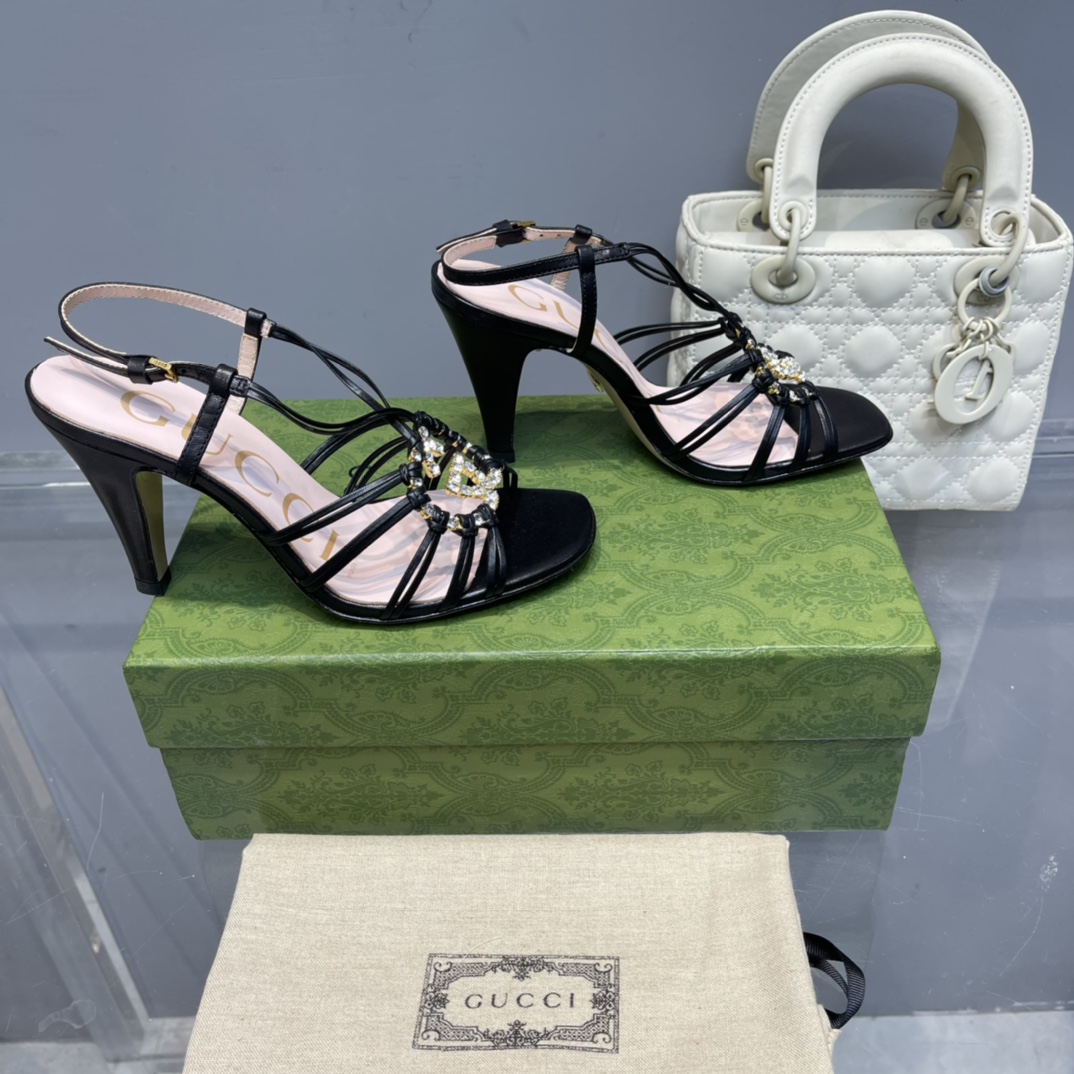 [TOP] GUCCI Lsa Diamond Sandals  - Black