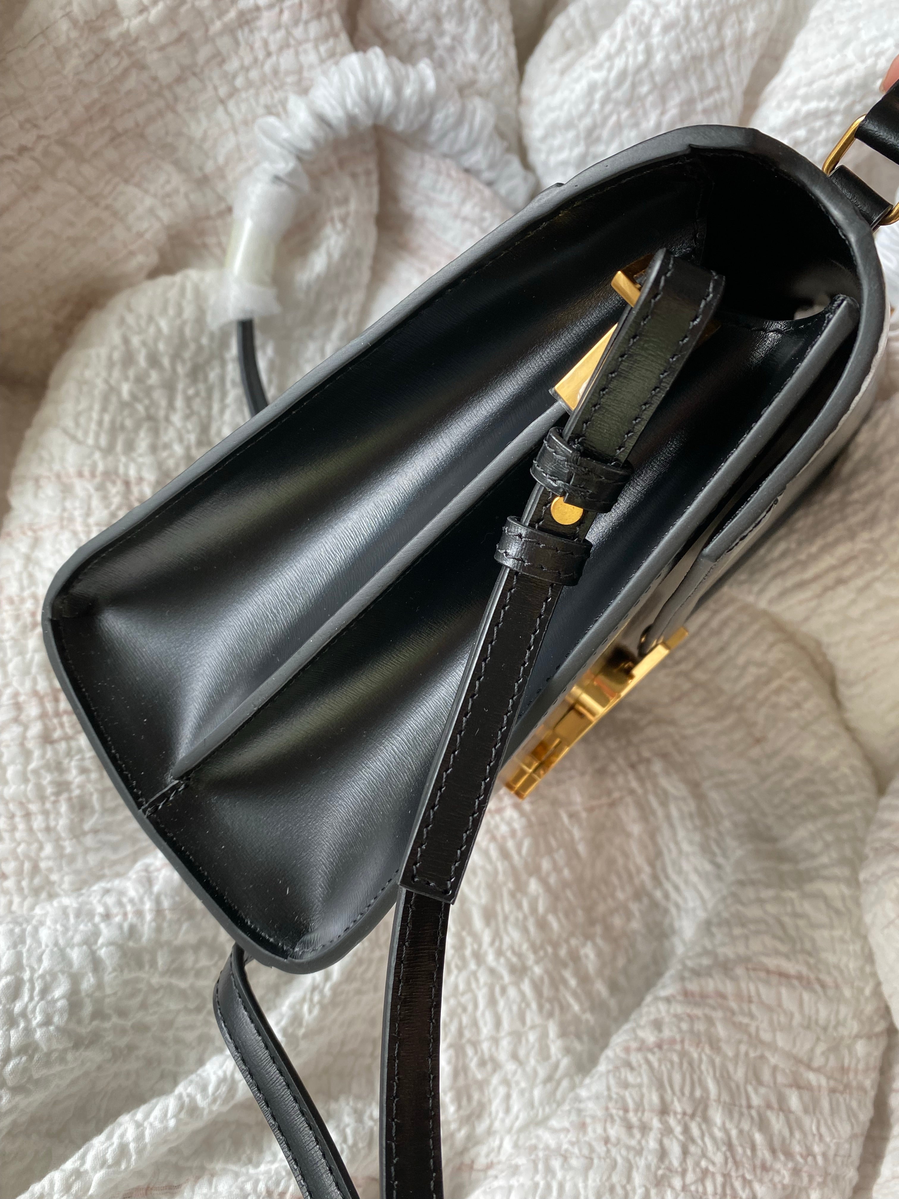 [TOP] Yves Saint Laurent YSL Cassandra Medium Bag - Black