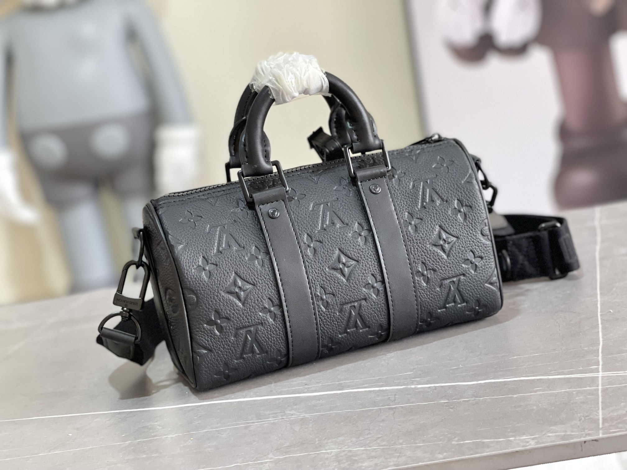[TOP] Louis Vuitton LV Keepall BANDOULIERE 25 Handbag-Black