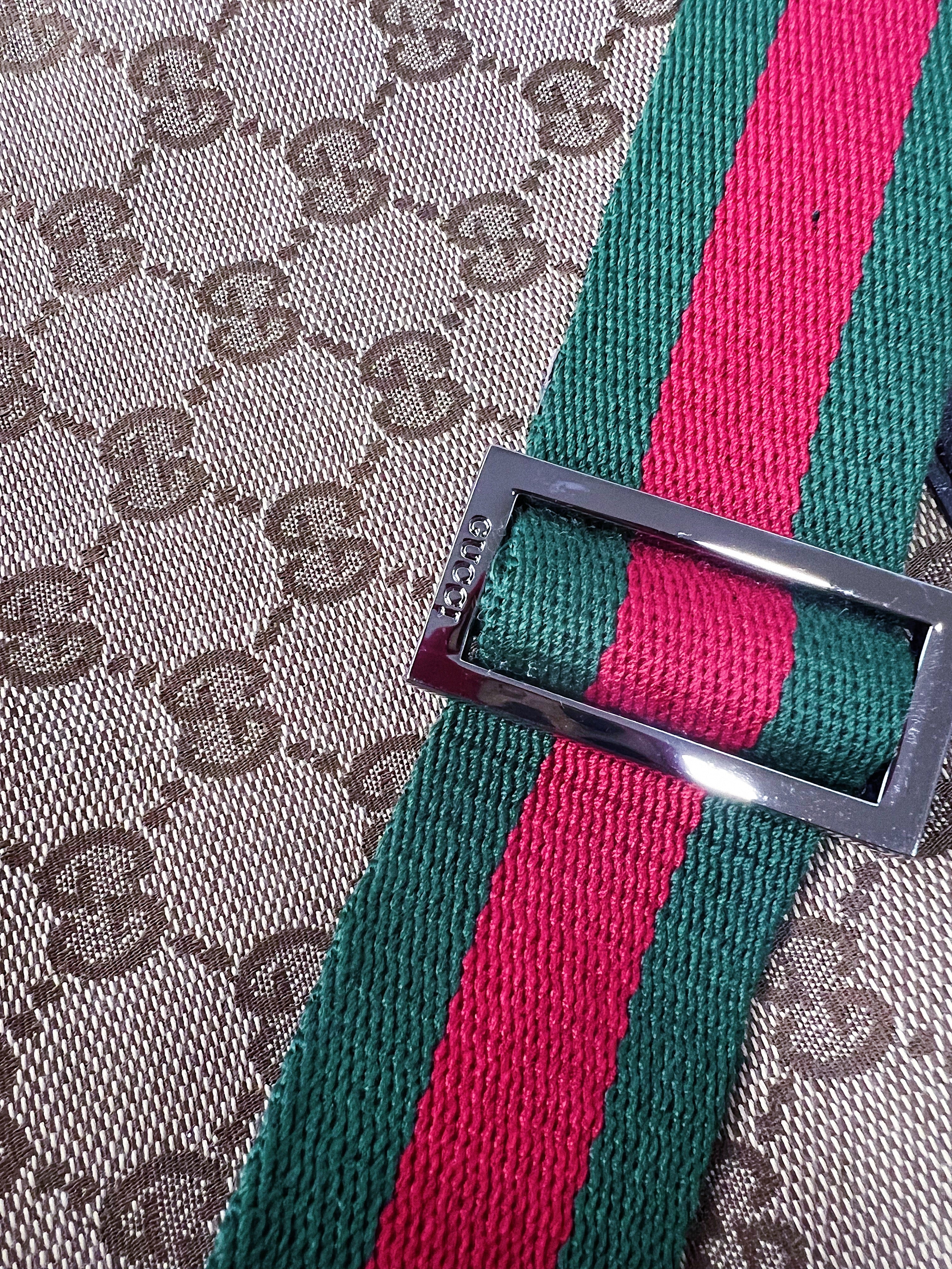[TOP] GUCCI Supreme Messenger Crossbody Bag