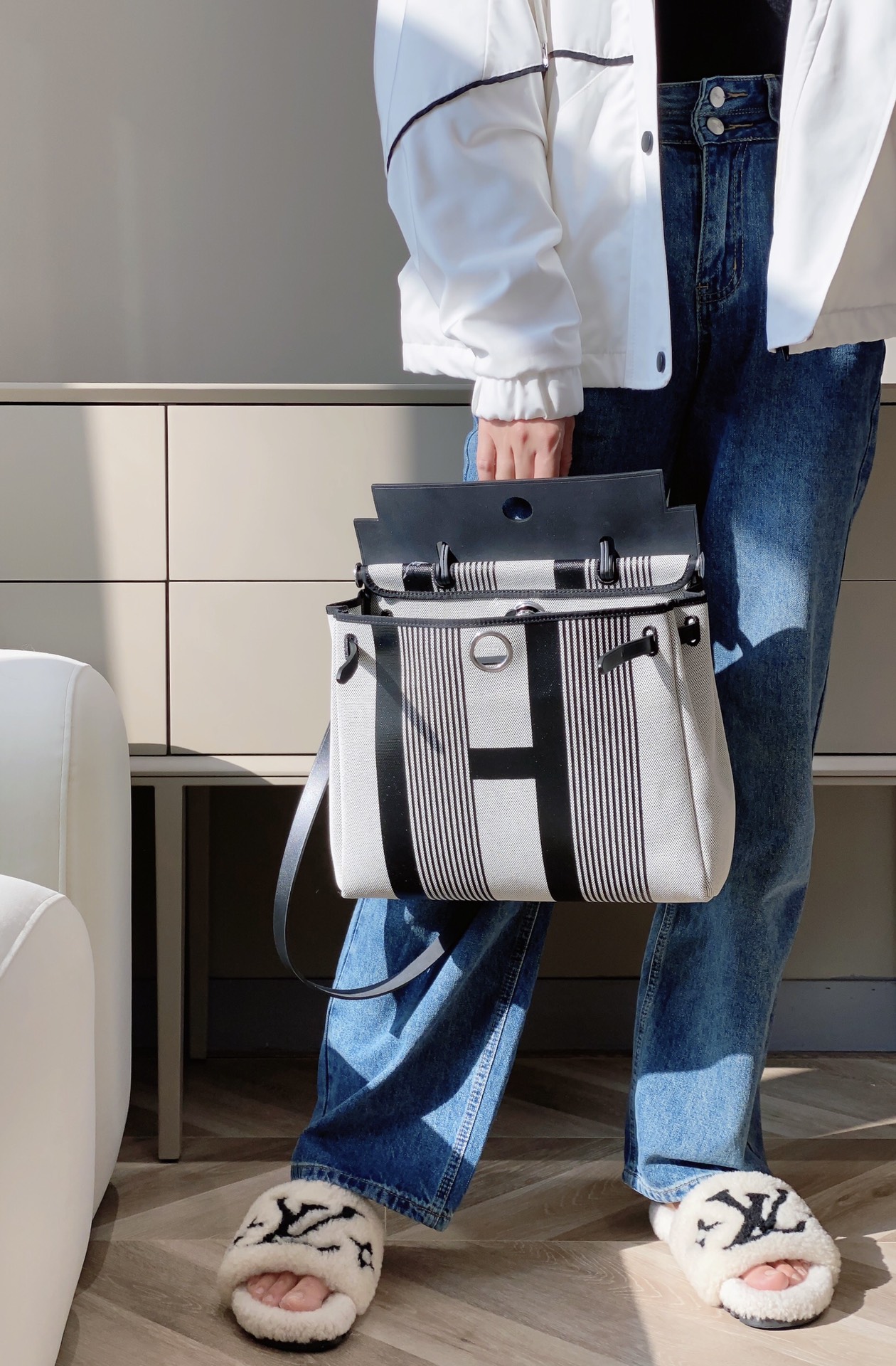 [TOP] HERMES Herbag Zip Panda Color Handbag 31cm