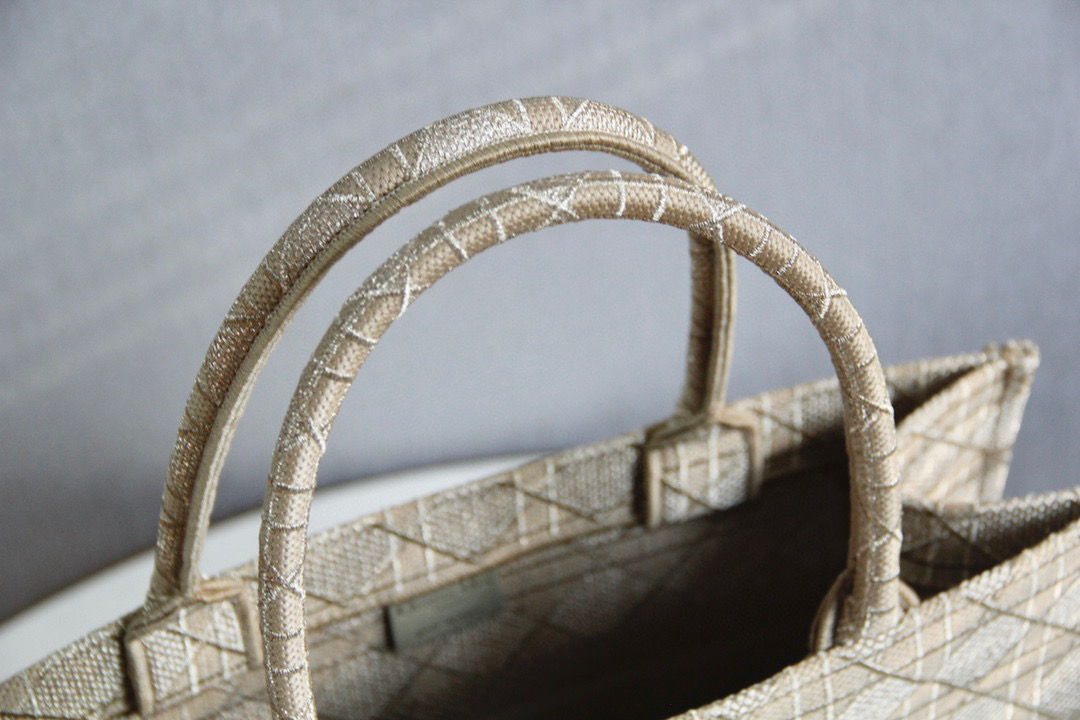 [TOP] Christian Dior Book Tote Bag Medium  36.5x28x17.5cm - Beige/Ivory