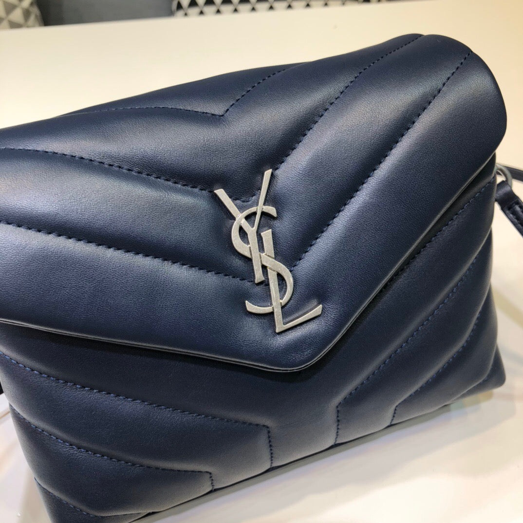 [TOP] Yves Saint Laurent YSL Loulou Toy Bag - Navy Blue SHW