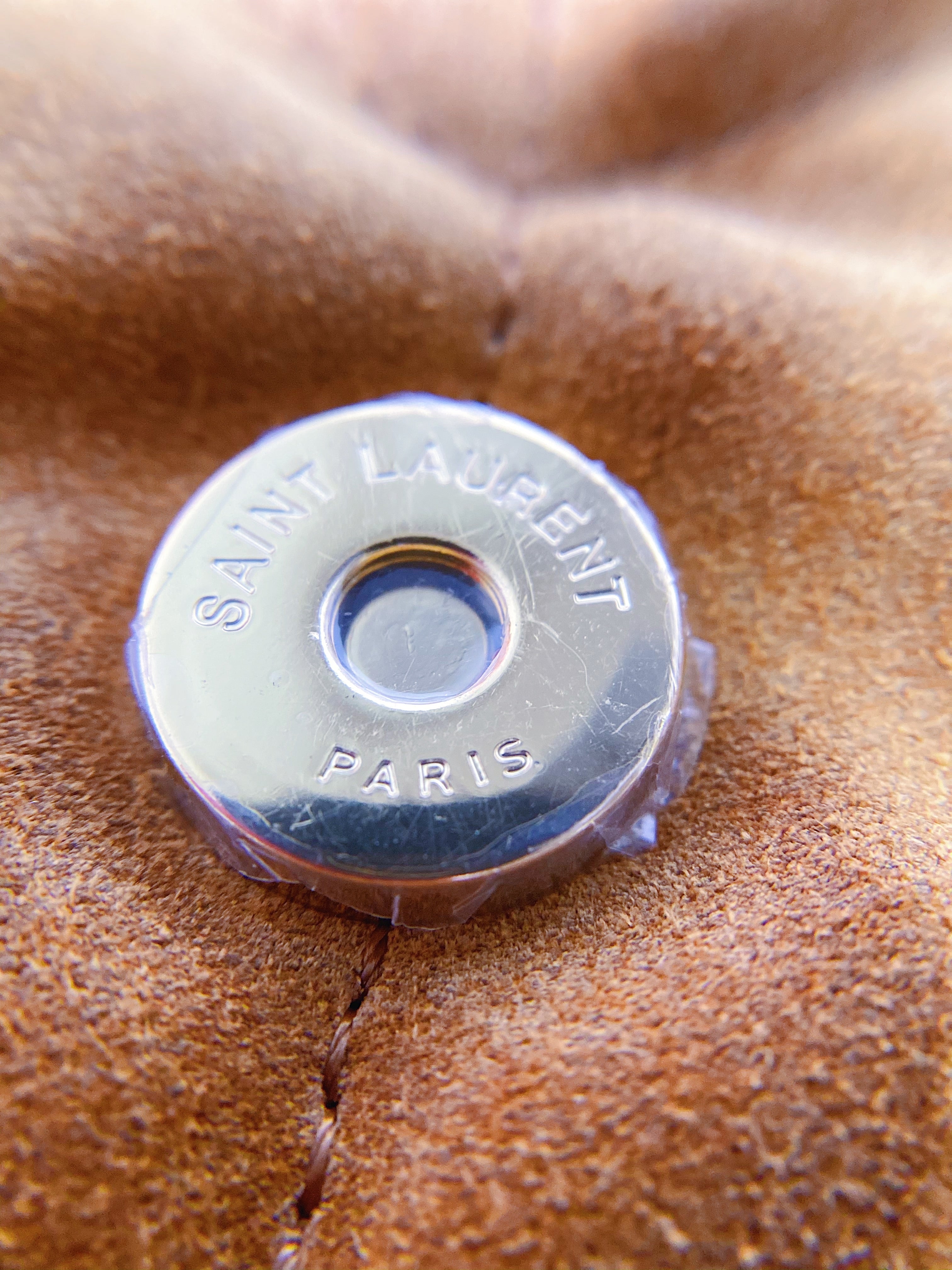 [TOP] Yves Saint Laurent YSL Loulou Puffer Small Suede - Tan