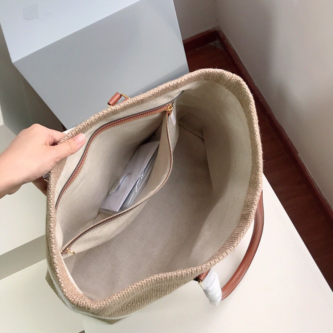 [TOP] CELINE Horizontal Cabas Tote Bag - Brown