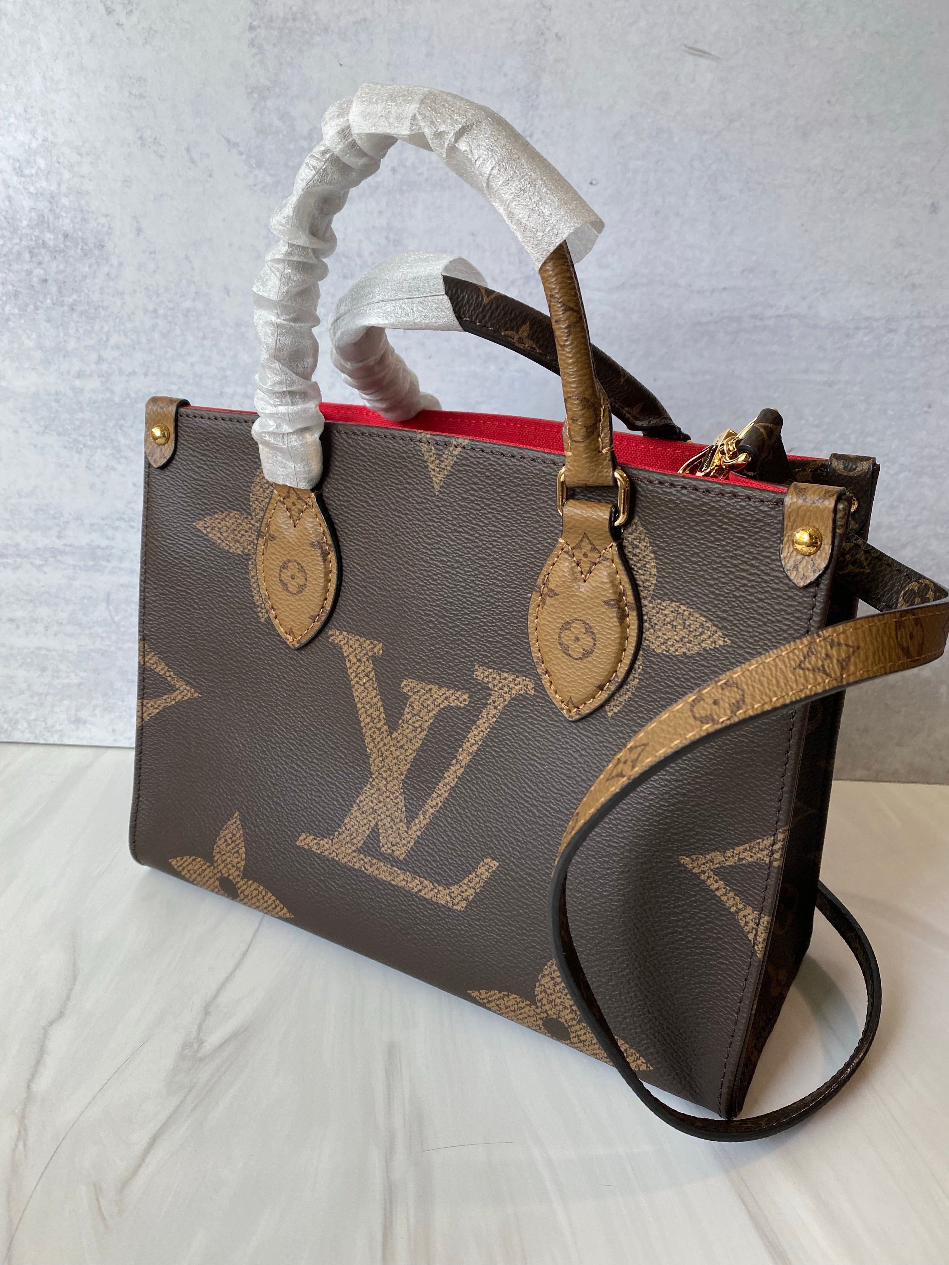 [TOP] Louis Vuitton LV £V Reverse Monogram On The Go PM 25X19X11.5cm-Brown