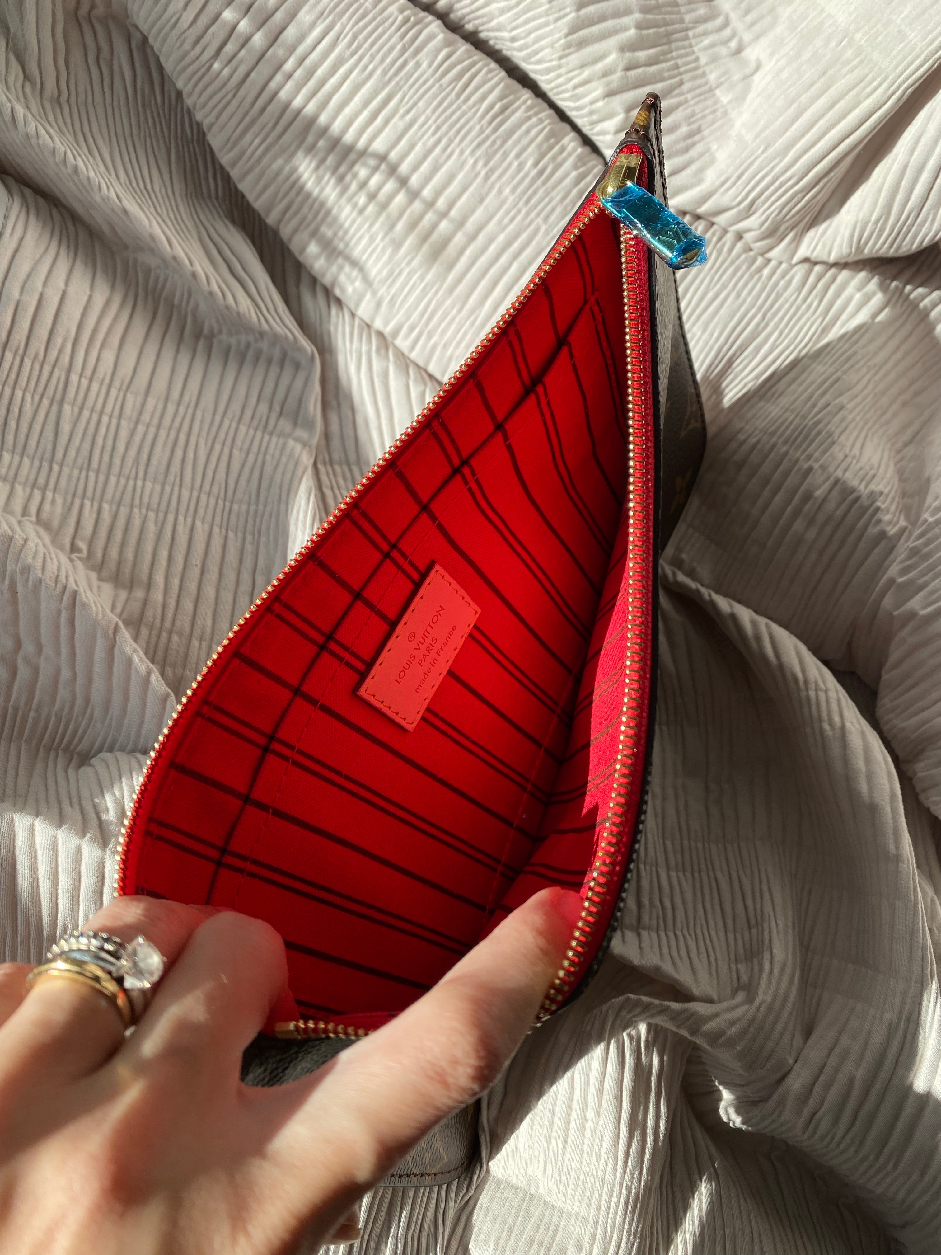 [TOP] Louis Vuitton LV  Neverfull MM Monogram Bag 32x17x28cm- RED