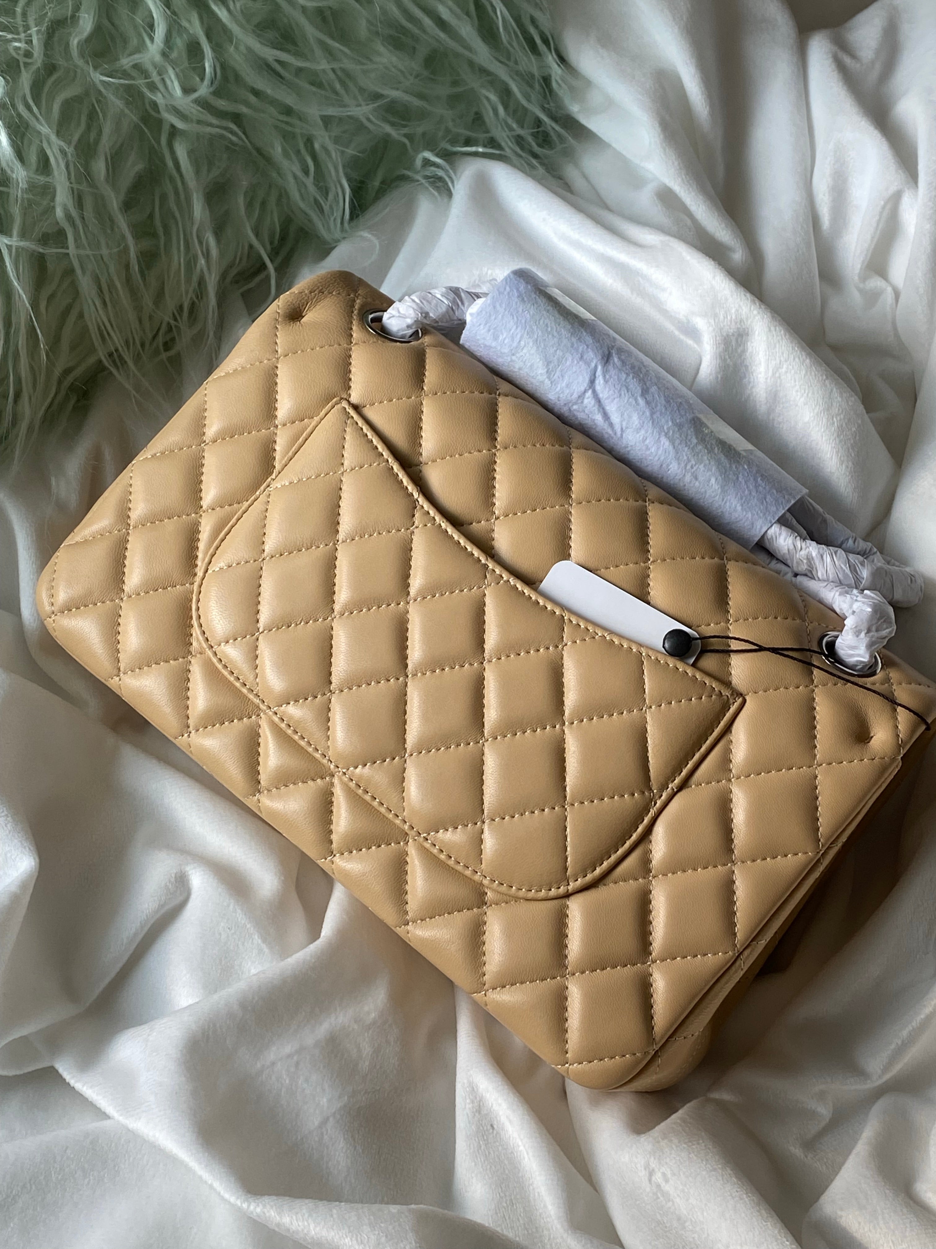 [TOP] CHANEL Classic Flap Bag Lambskin Medium 25.5cm – Beige & SHW