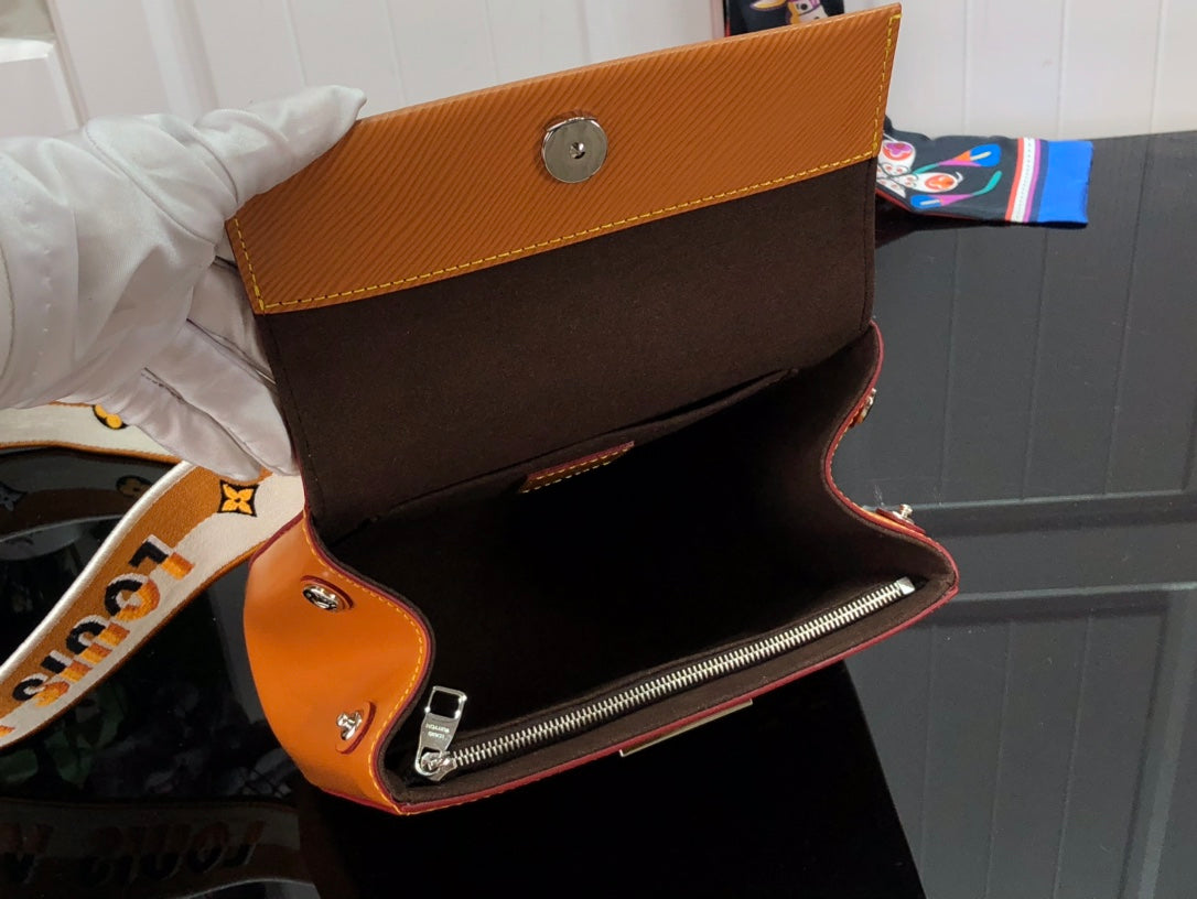 [TOP] Louis Vuitton LV L*V Cluny Epi Leather 20 x 16 x 7.5 cm- Brown