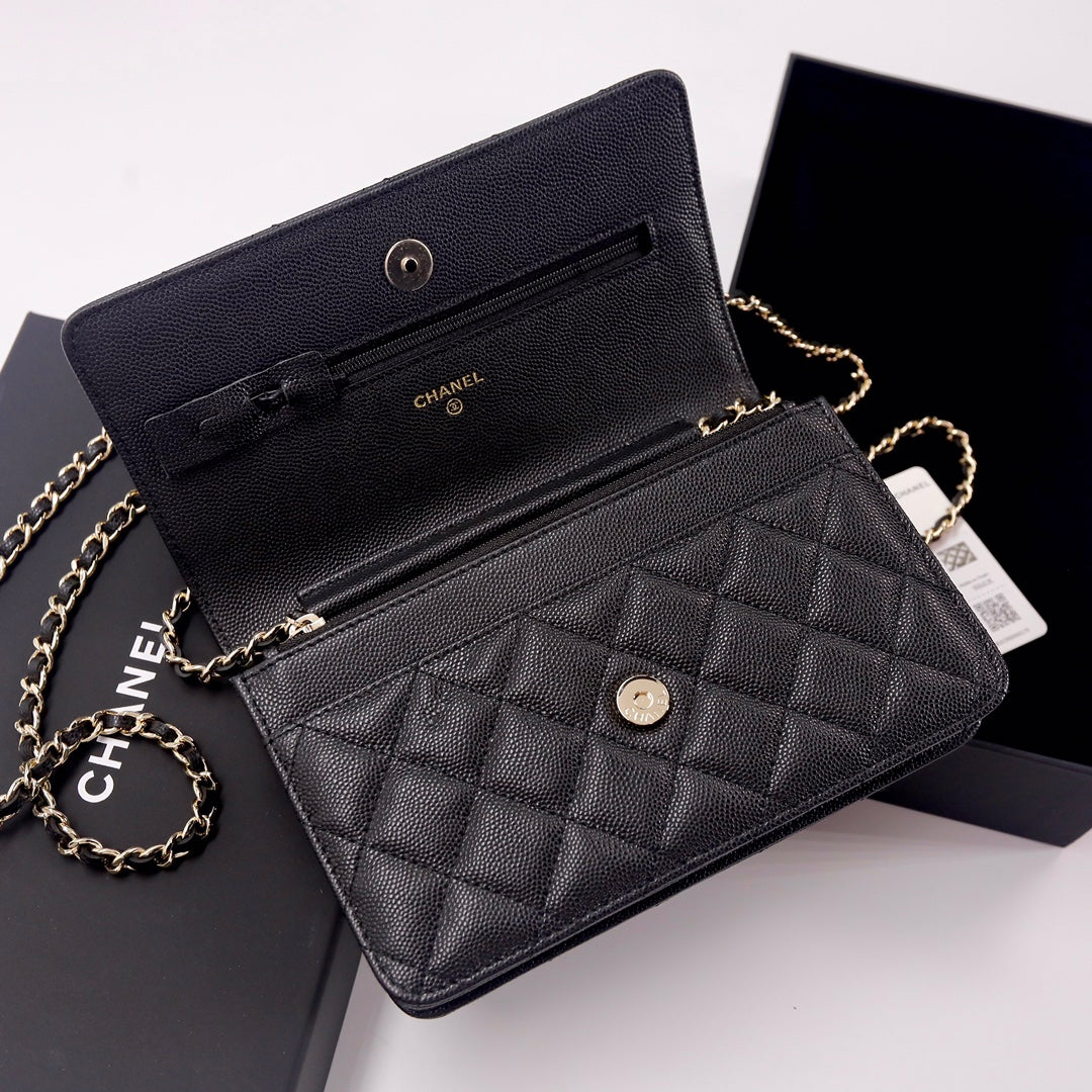 [TOP] CHANEL WOC Bag Quilt Caviar Bling Bling Logo - Black