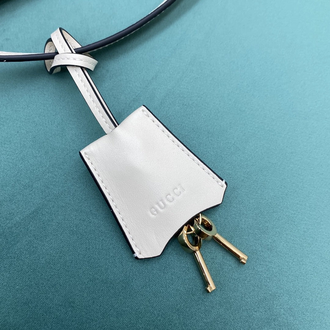 [TOP] GUCCI G*G Padlock Chain Small Tote  - White