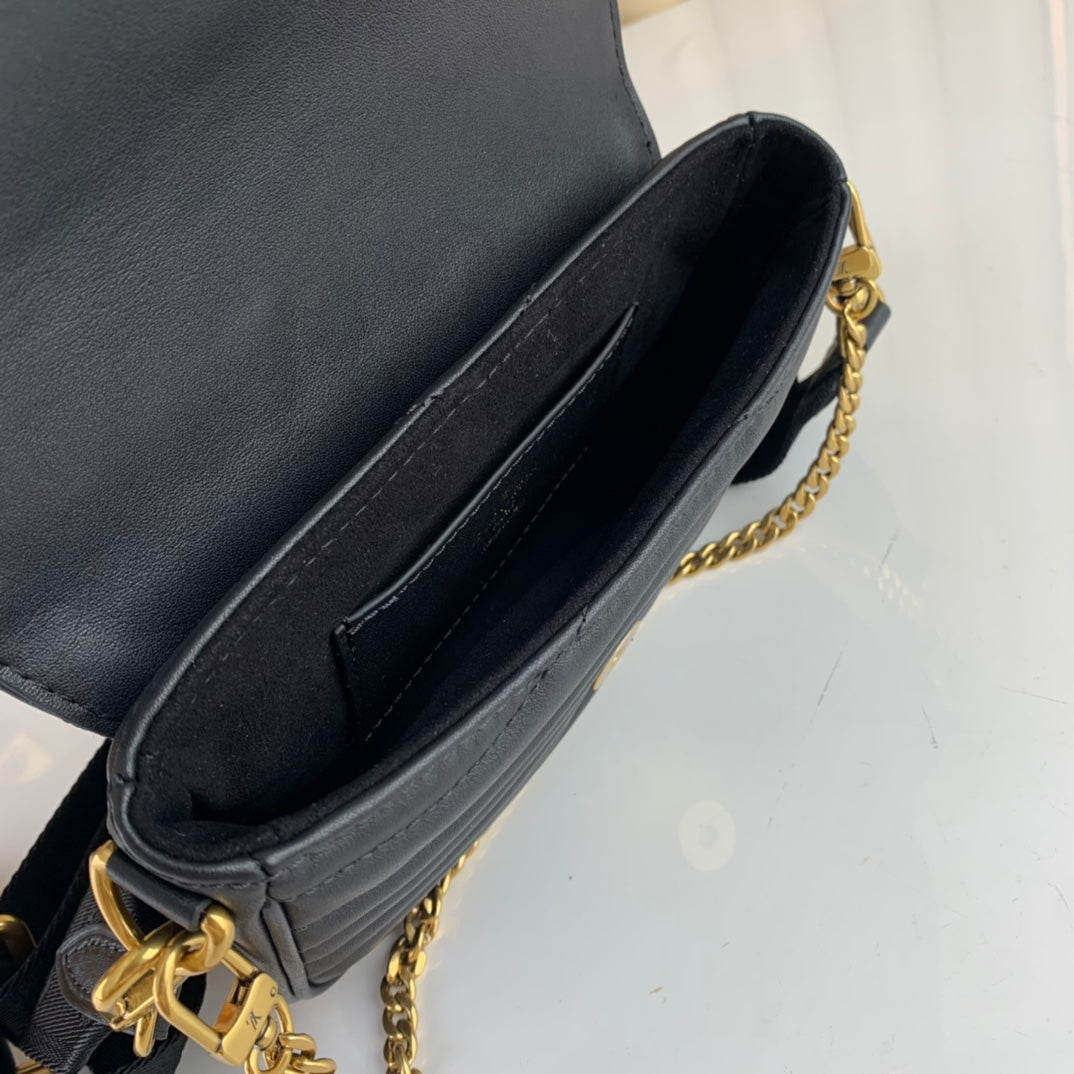 [TOP] Louis Vuitton LV L*V Multi Pochette Small New Wave 21X12X3cm- Black