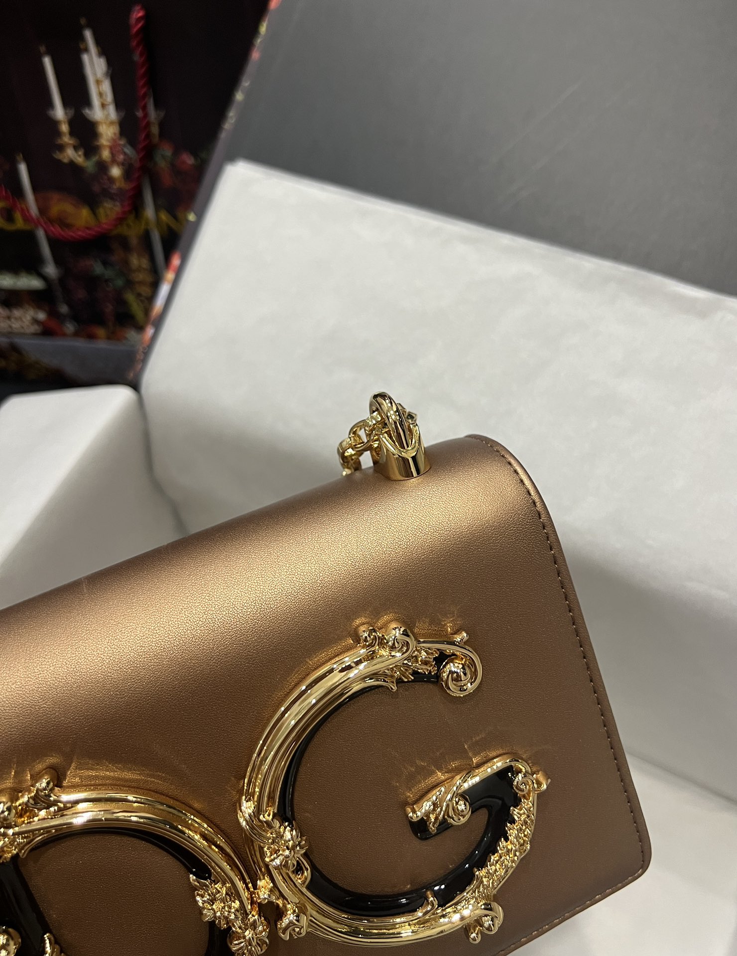 [TOP] Dolce & Gabbana D&G Polished Calfskin DG Girls Bag 21*4*15 - Brown