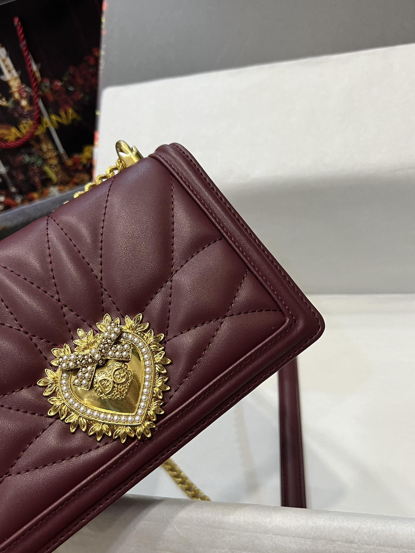 [TOP] Dolce & Gabbana D&G Nappa Leather Devotion Bag 21cm/26cm - Red