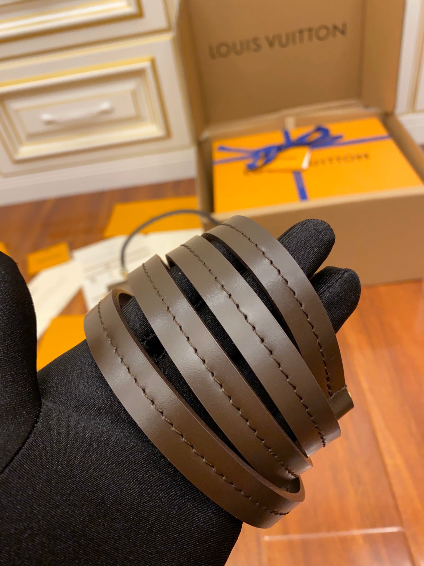 [TOP] Louis Vuitton LV £V Croisette Bag 25x17x9.5cm- Damier Ebene