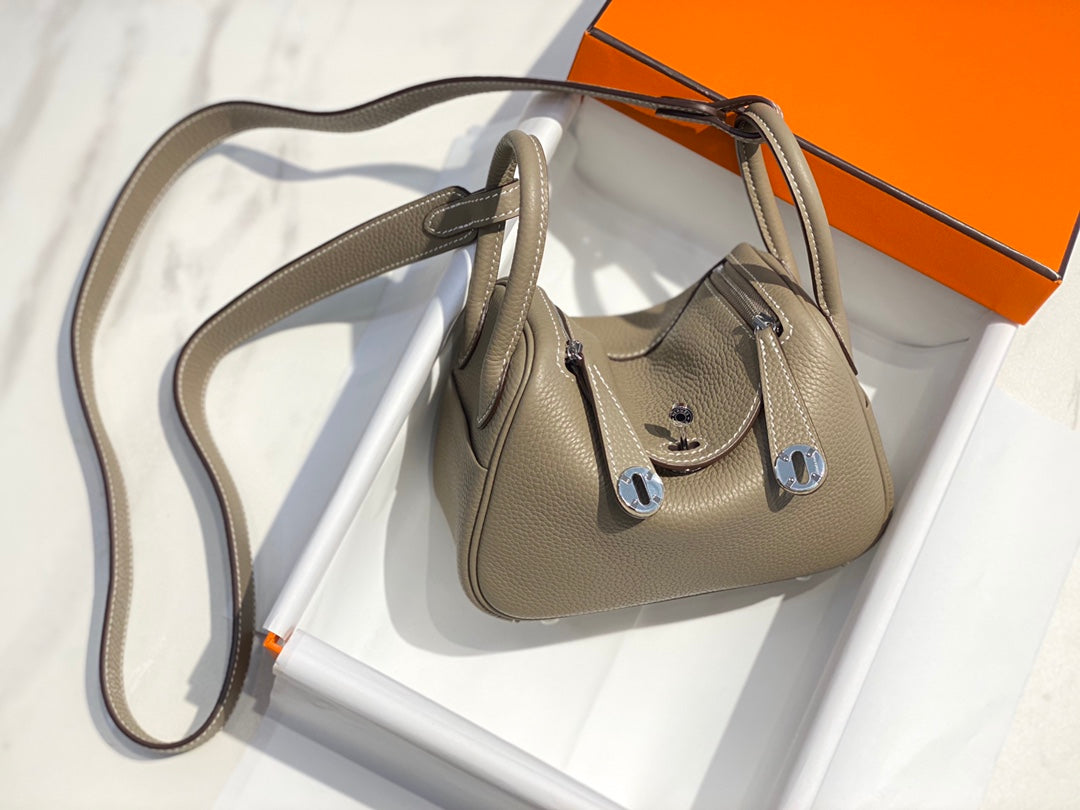 [TOP] HERMES Lindy Mini Bag 20cm  - Turtle Dove
