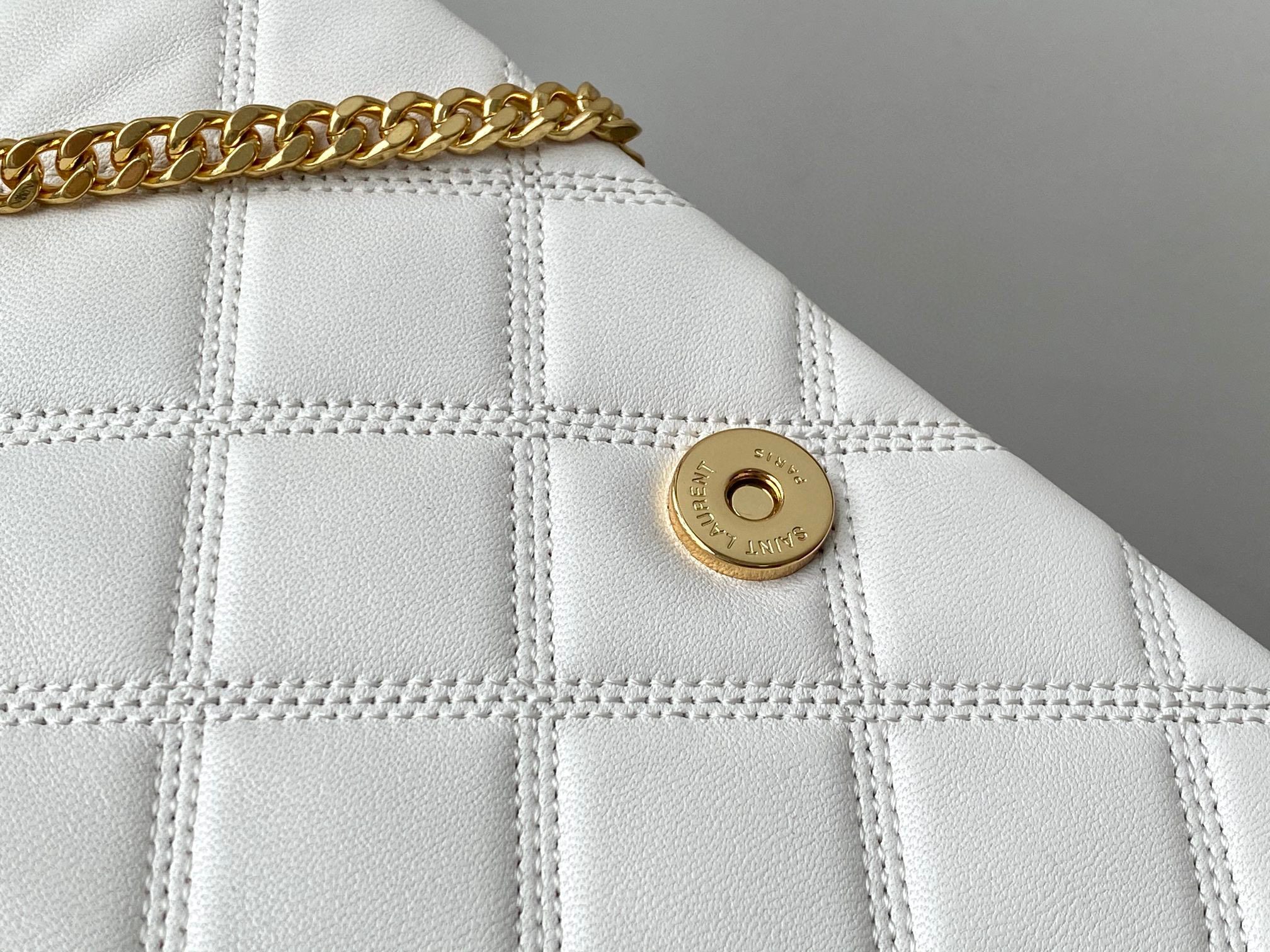 [TOP] Yves Saint Laurent YSL Becky Bag Lambskin 25CM - Black/White