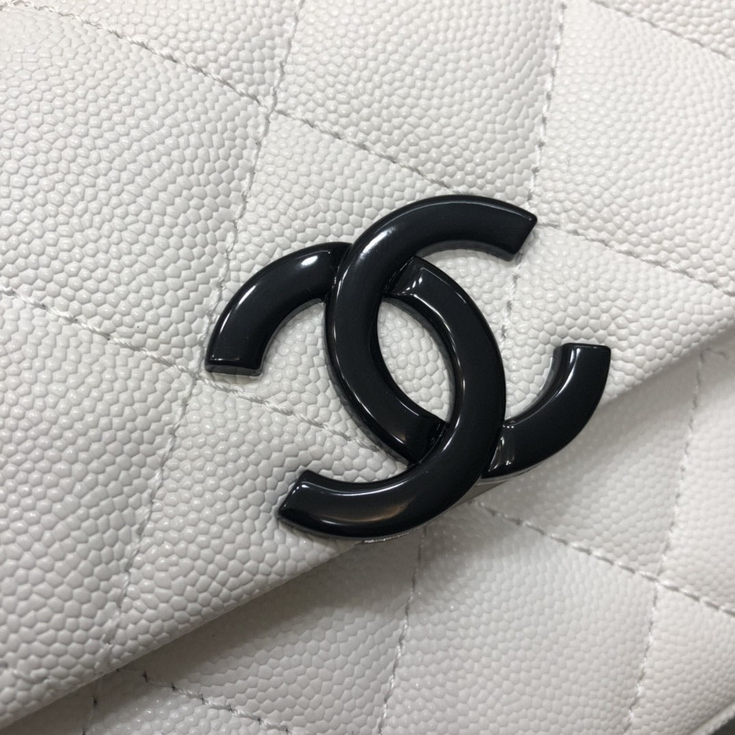[TOP] CHANEL Flap Bag Caviar Small  - White & Black Hardware