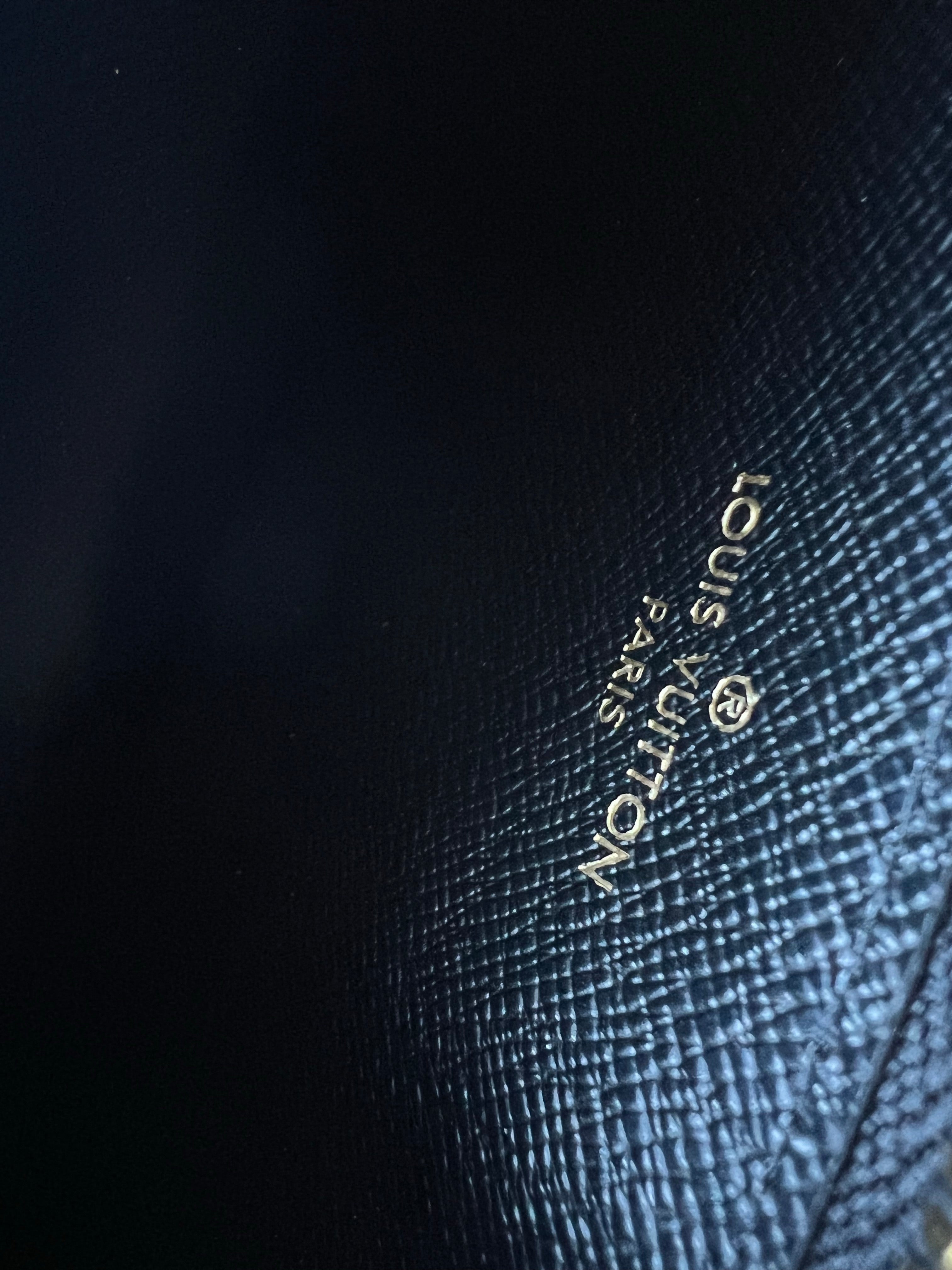 [TOP] Louis Vuitton LV LV Slim Purse Monogram - Black