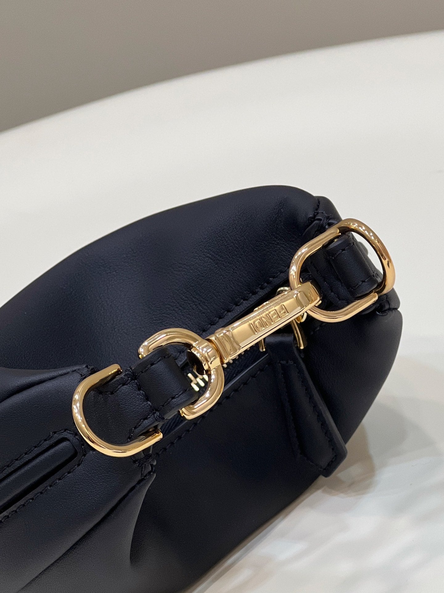 [TOP] FENDI FENDIgraphy Mini Bag - Black