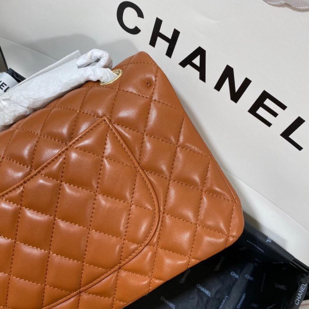 [TOP] CHANEL Classic Flap Bag Lambskin Medium 25.5cm – Brown & GHW