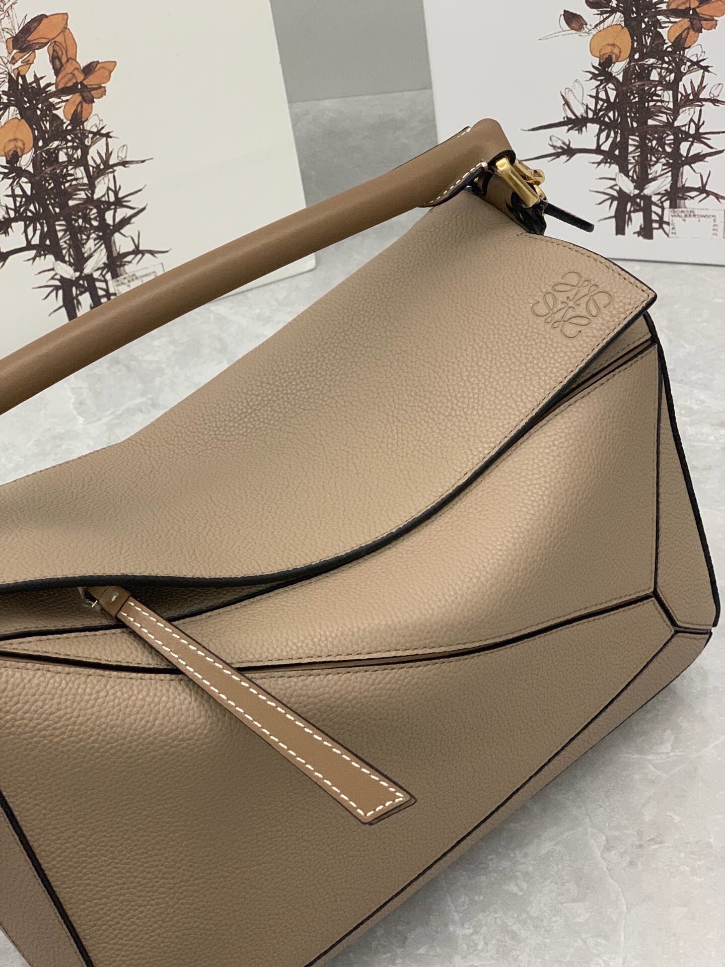 [TOP] LOEWE Puzzle Bag 29*18*12CM - Sand